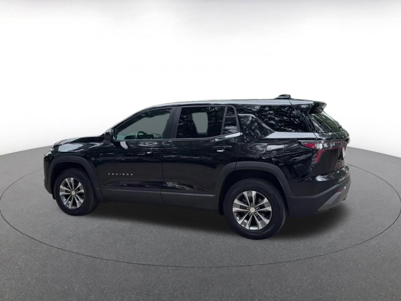 Thumbnail: 2025 Chevrolet Equinox - 11