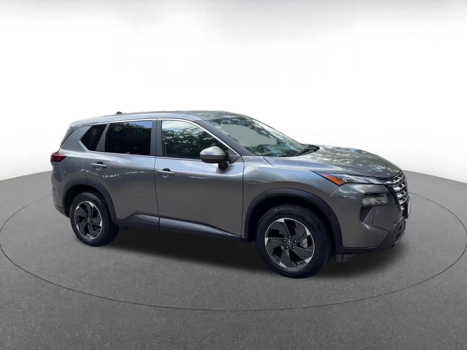 Thumbnail: 2025 Nissan Rogue - 2