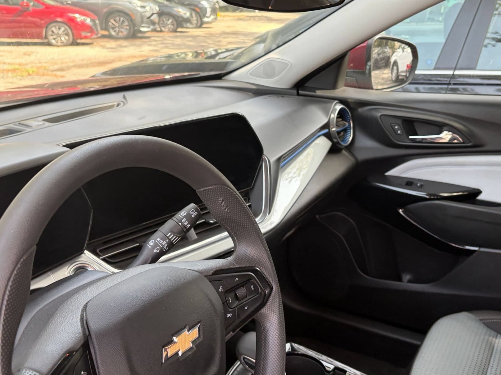Thumbnail: 2025 Chevrolet Trax - 34