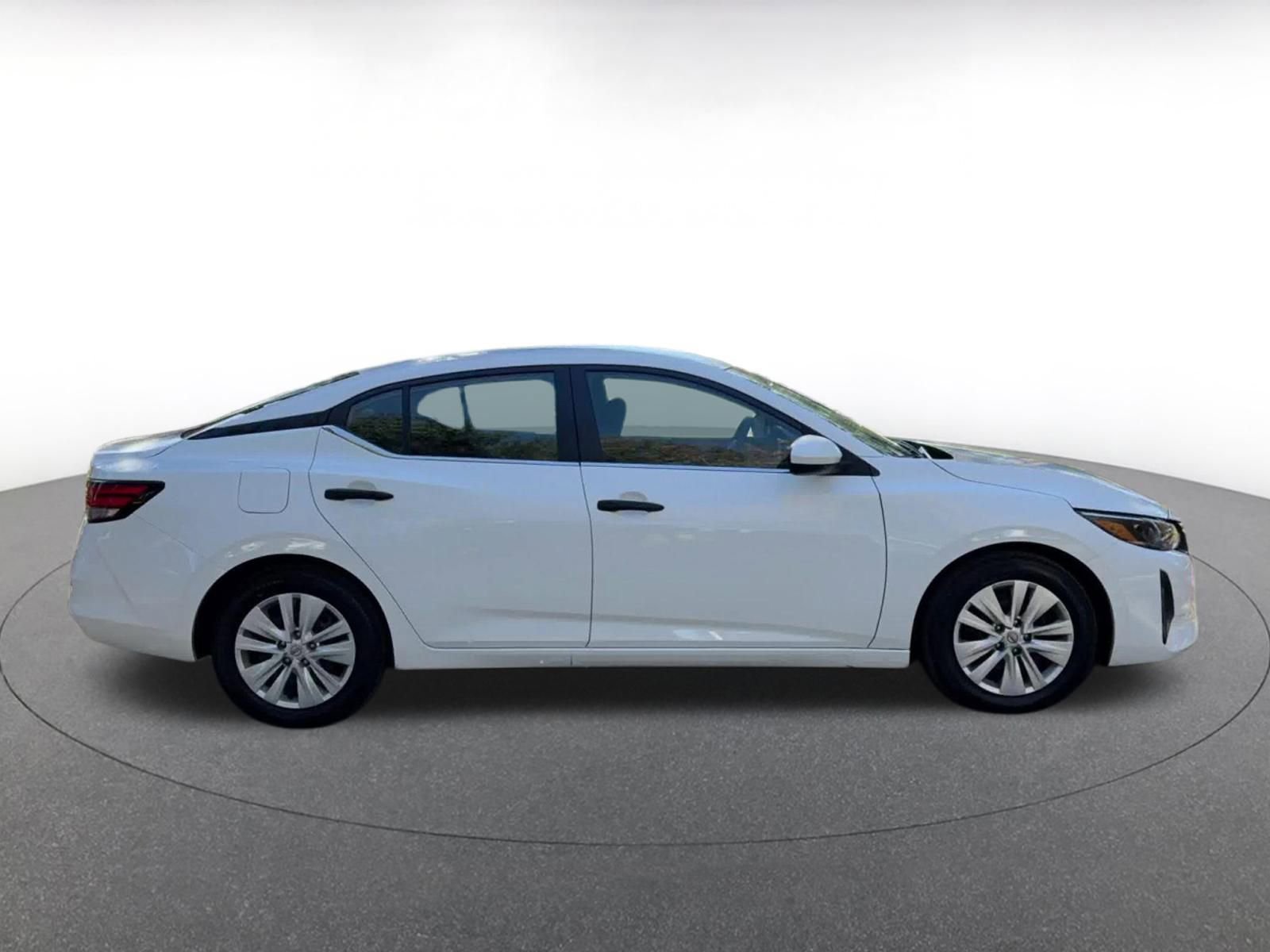 Thumbnail: 2025 Nissan Sentra - 16