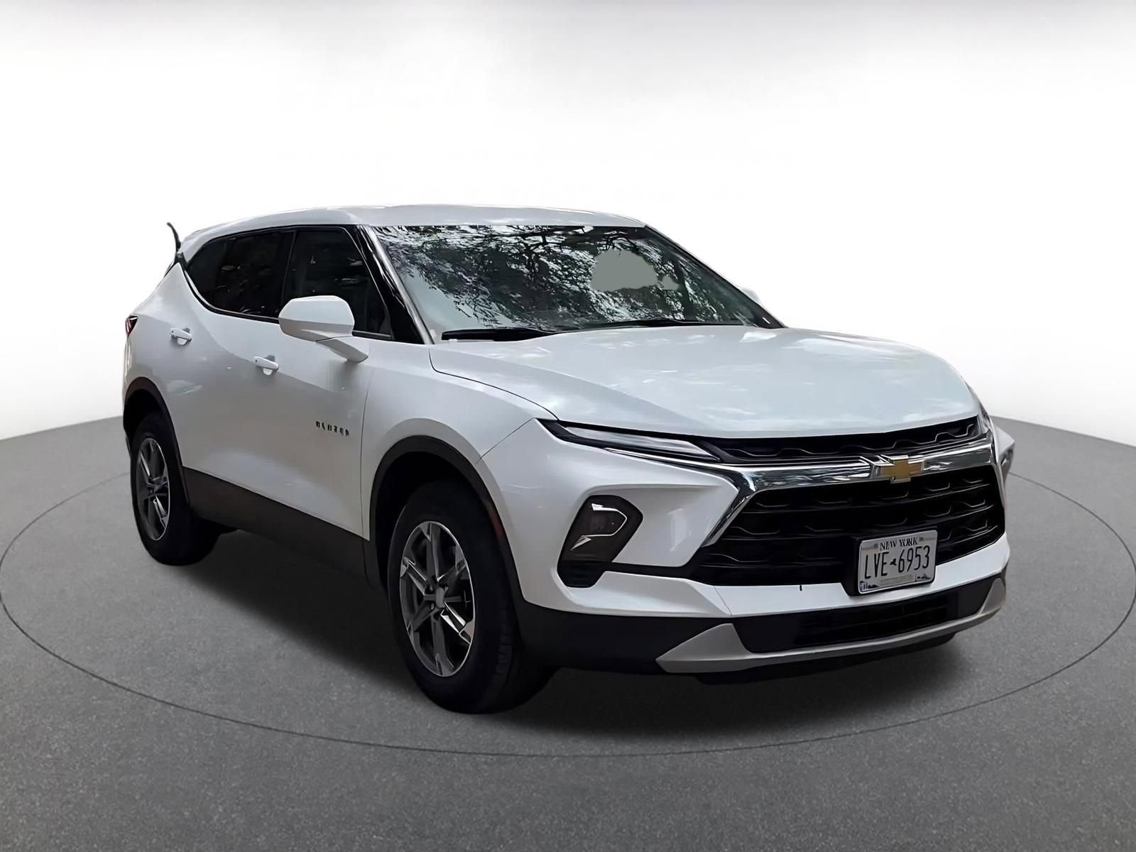 Thumbnail: 2025 Chevrolet Blazer - 3