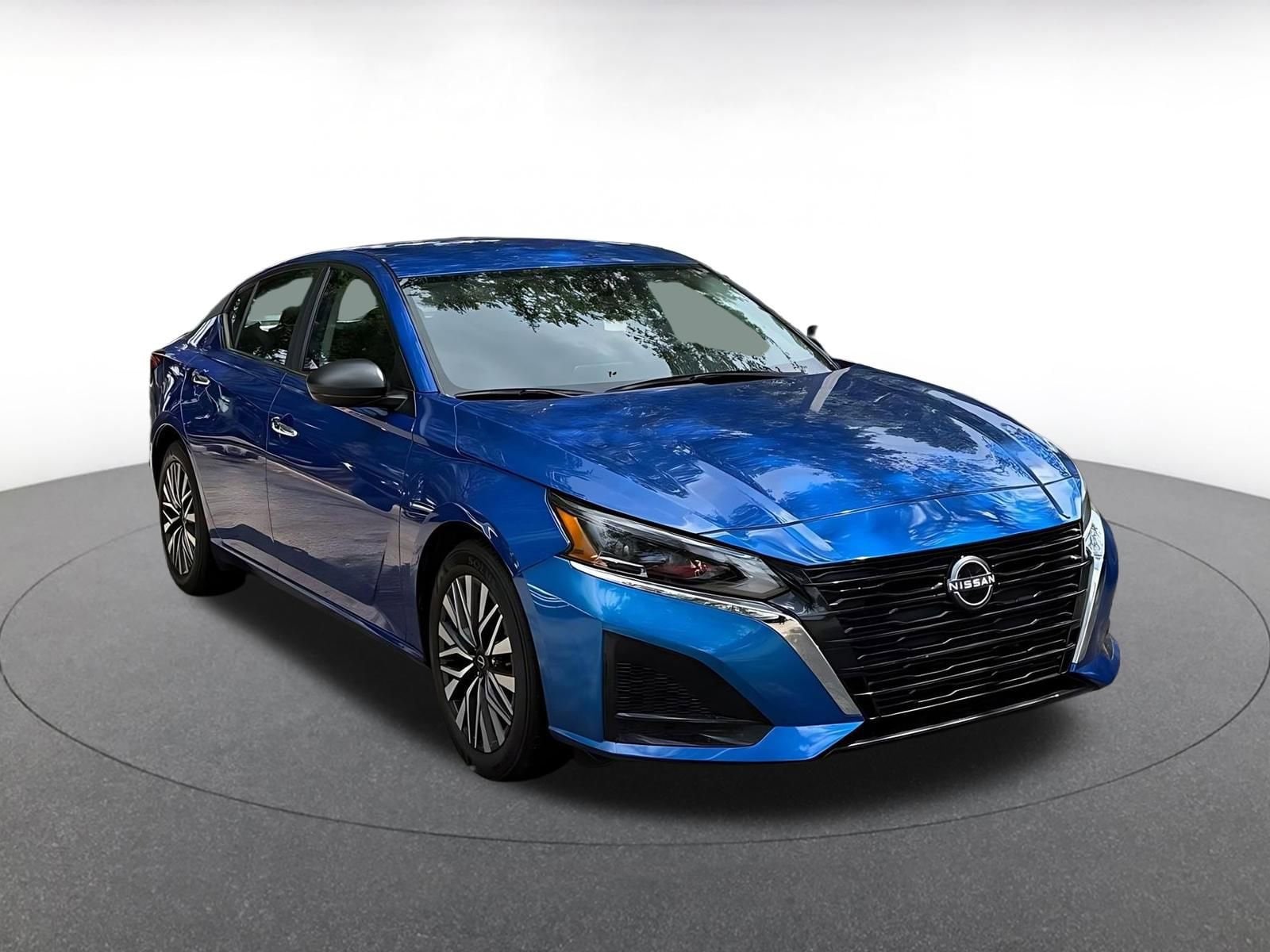Thumbnail: 2025 Nissan Altima - 1