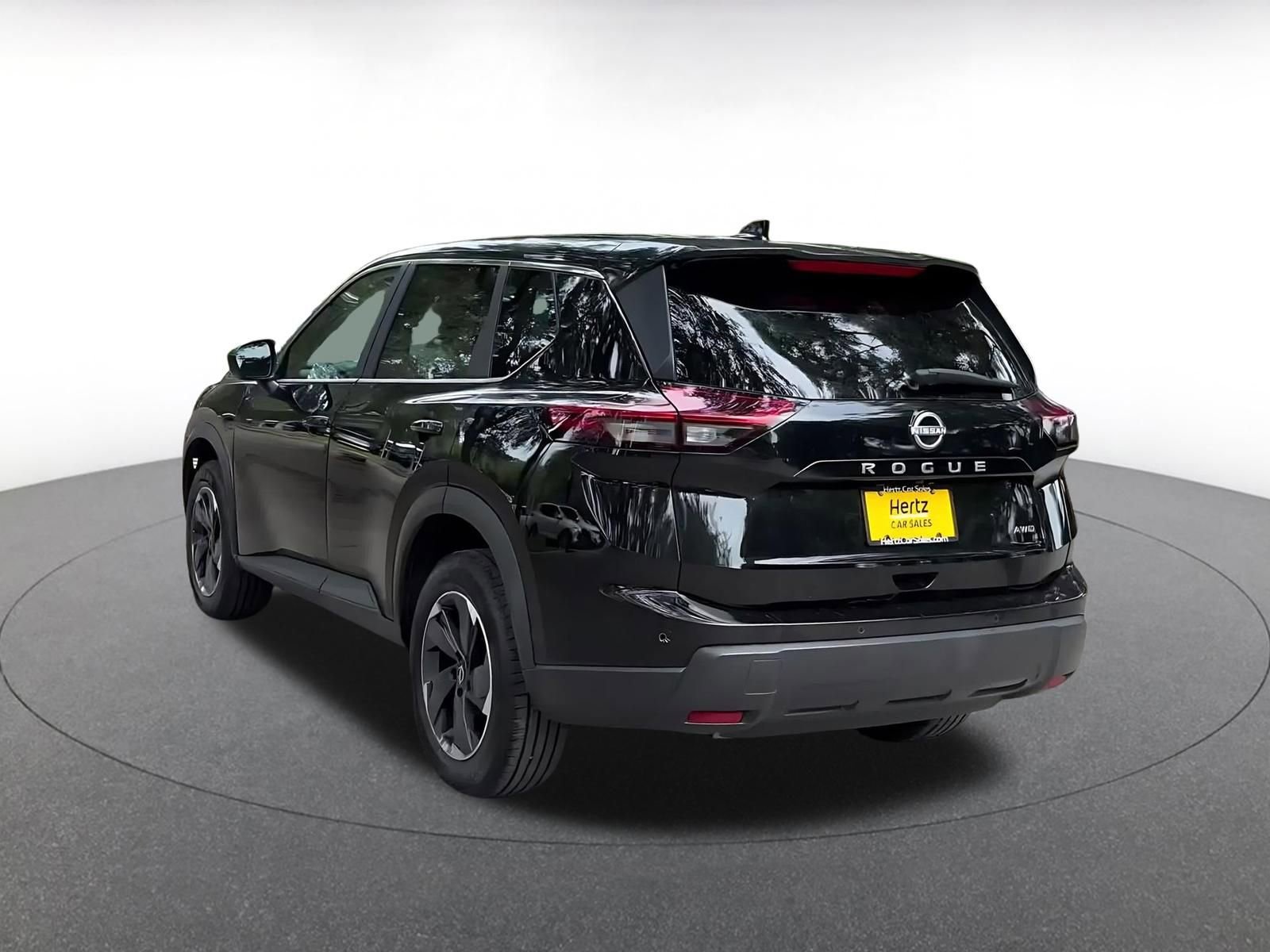 Thumbnail: 2025 Nissan Rogue - 11