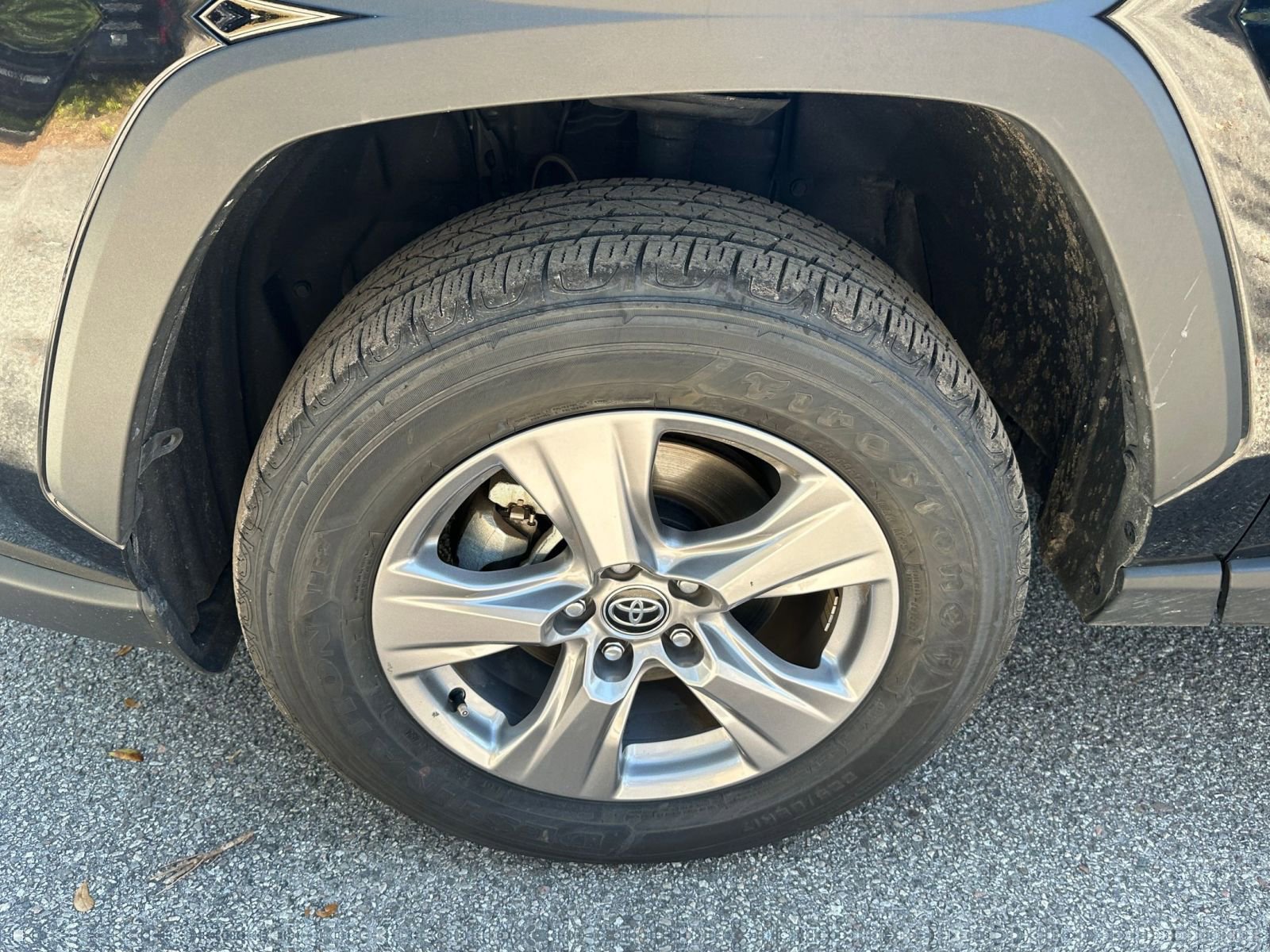 Thumbnail: 2025 Toyota RAV4 - 29