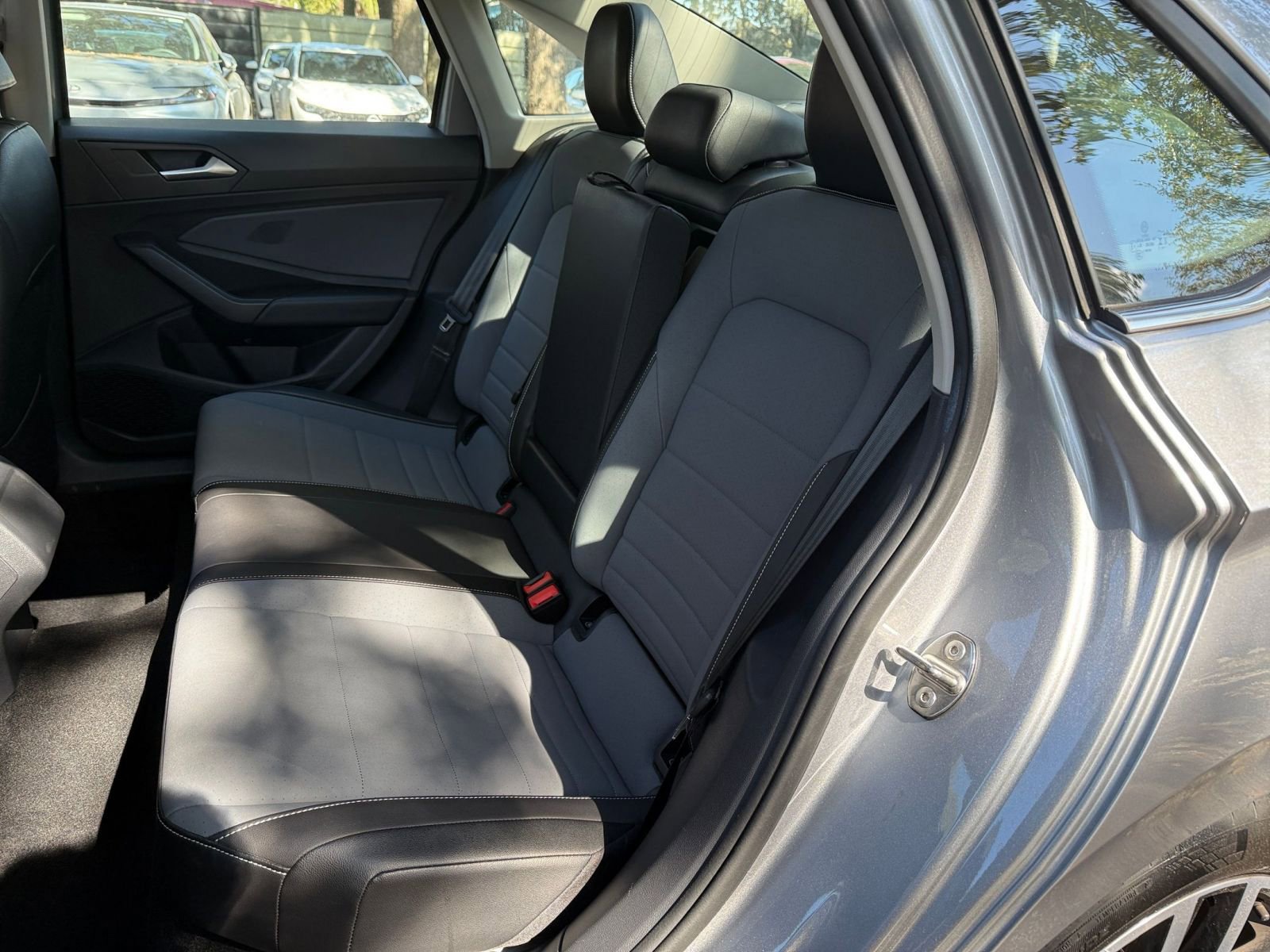 Thumbnail: 2025 Volkswagen Jetta - 34