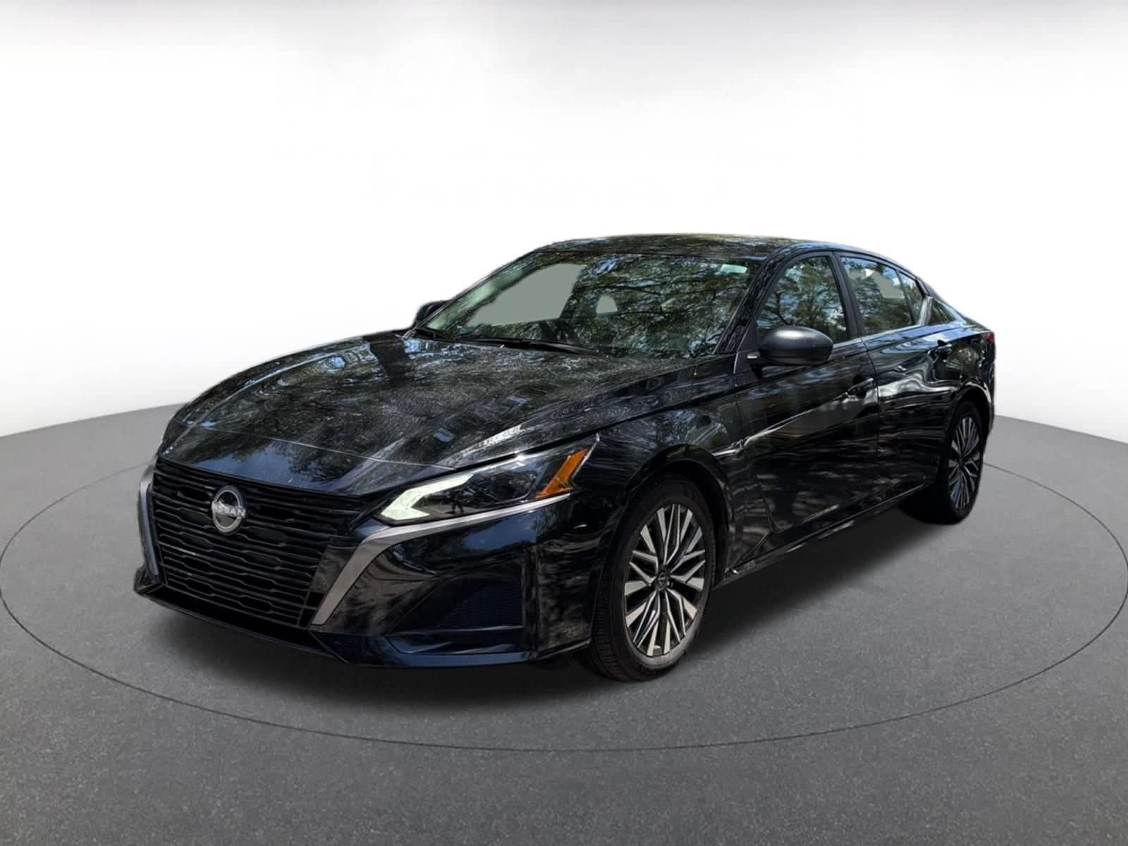 Thumbnail: 2026 Nissan Altima - 3
