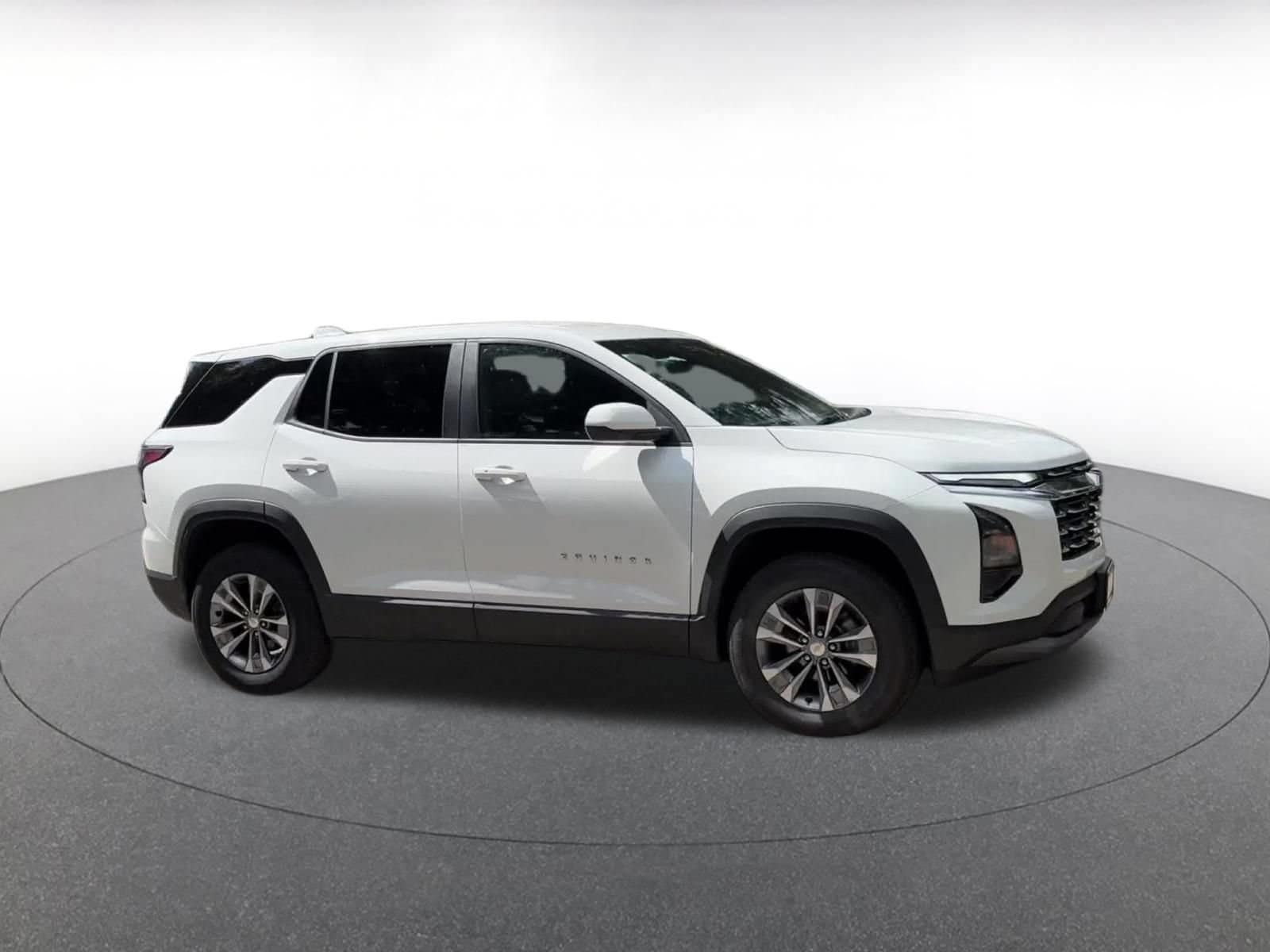 Thumbnail: 2025 Chevrolet Equinox - 2