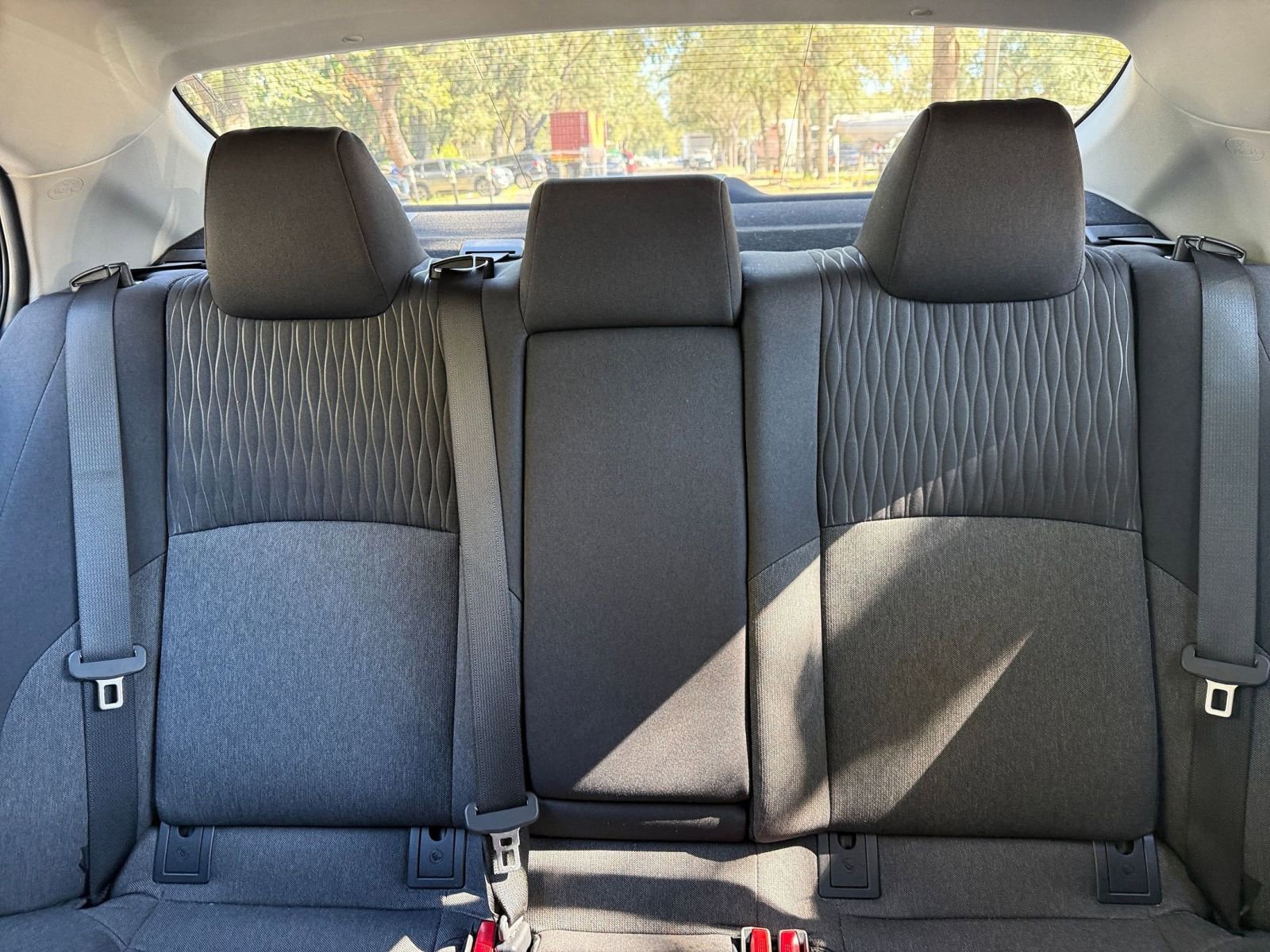 Thumbnail: 2025 Toyota Camry - 32