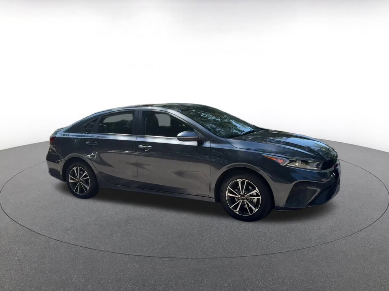 Thumbnail: 2024 Kia Forte - 2