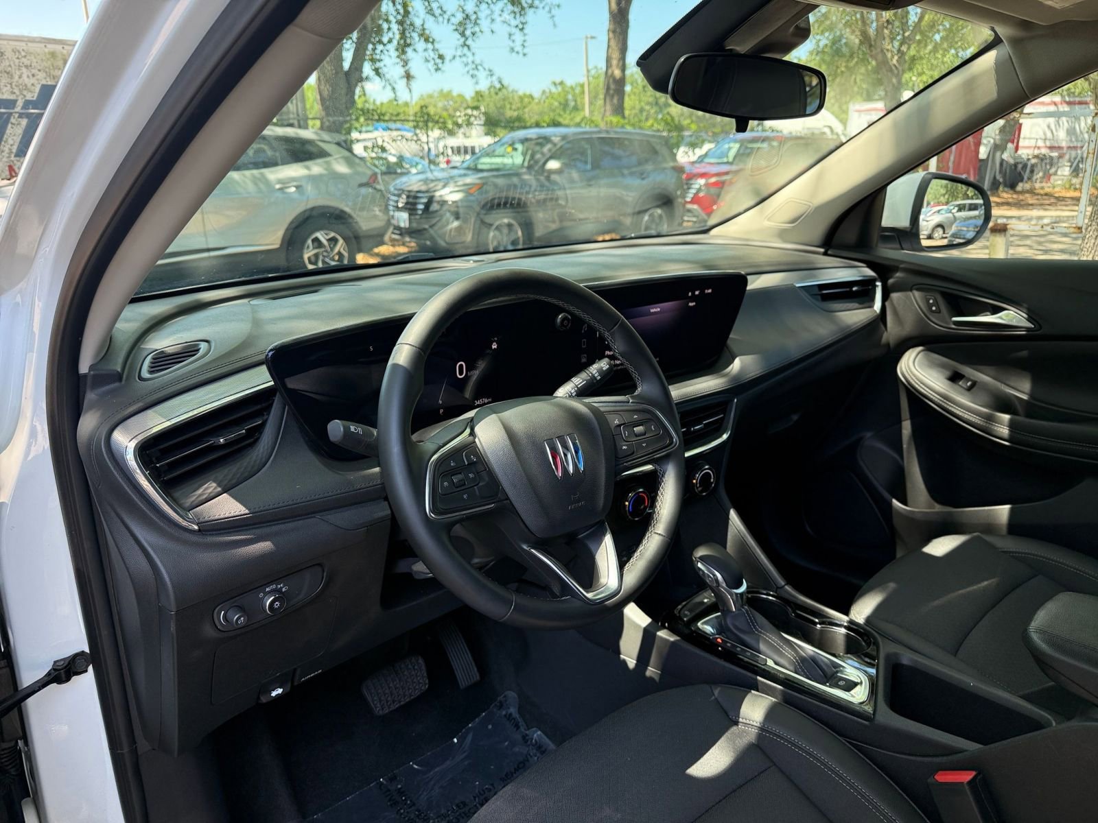 Thumbnail: 2025 Buick Encore GX - 31