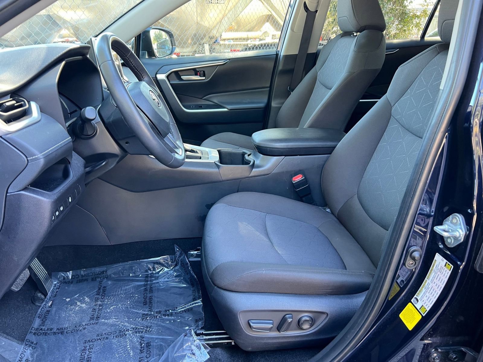 Thumbnail: 2025 Toyota RAV4 - 21