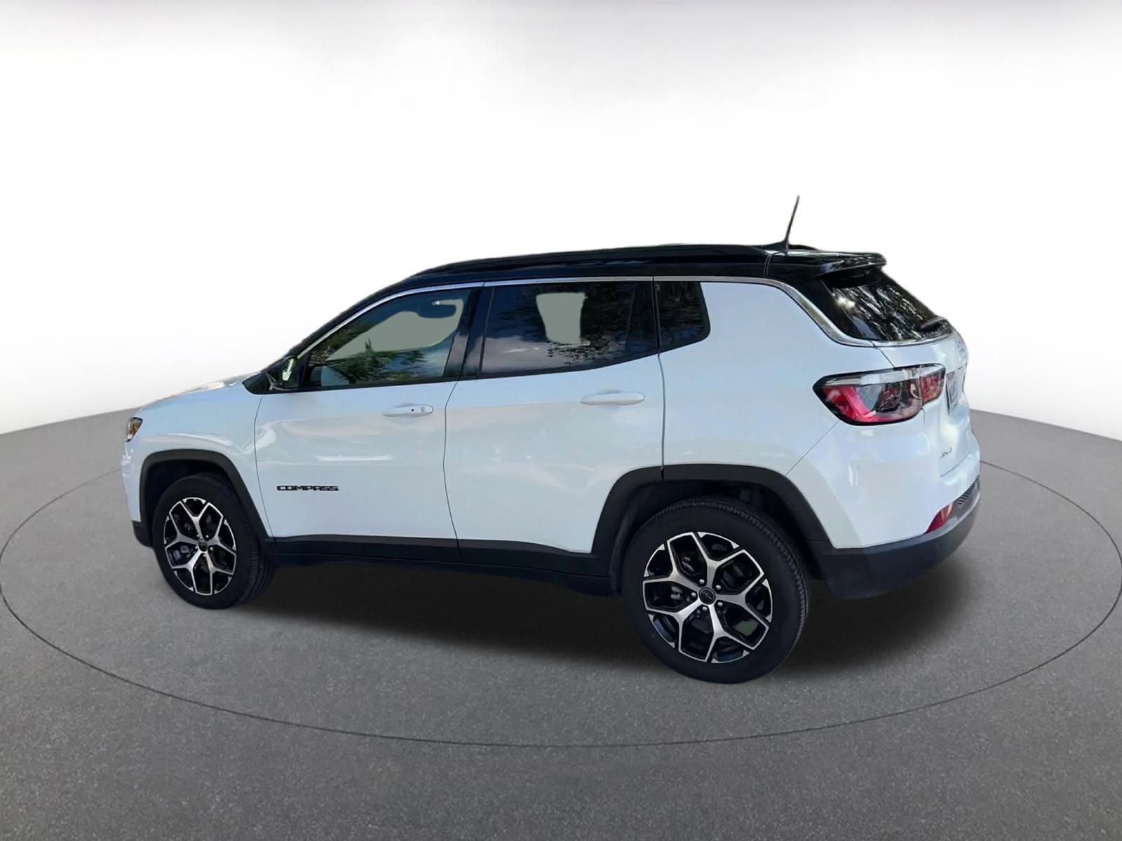 Thumbnail: 2025 Jeep Compass - 10