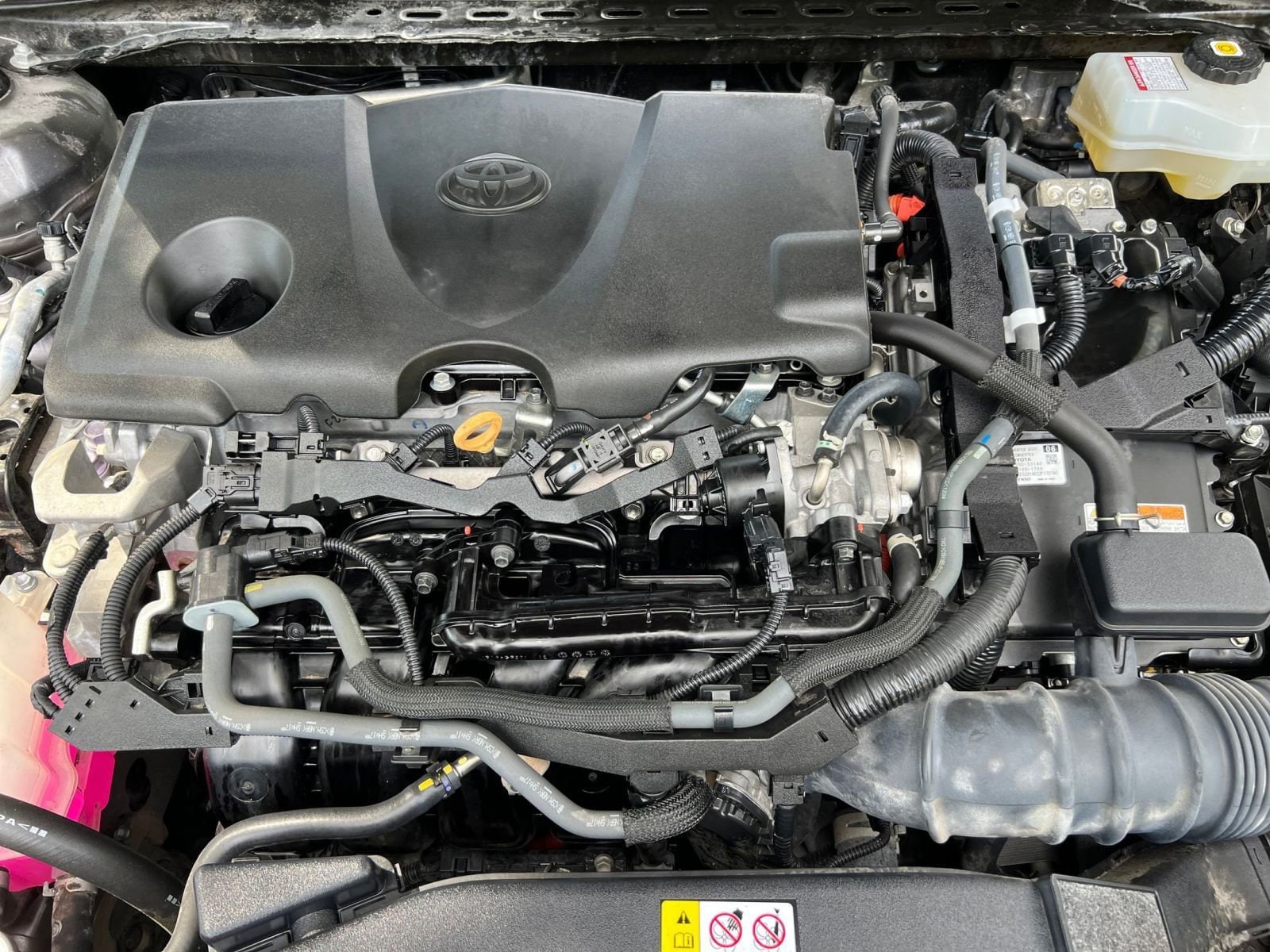 Thumbnail: 2023 Toyota Camry - 25