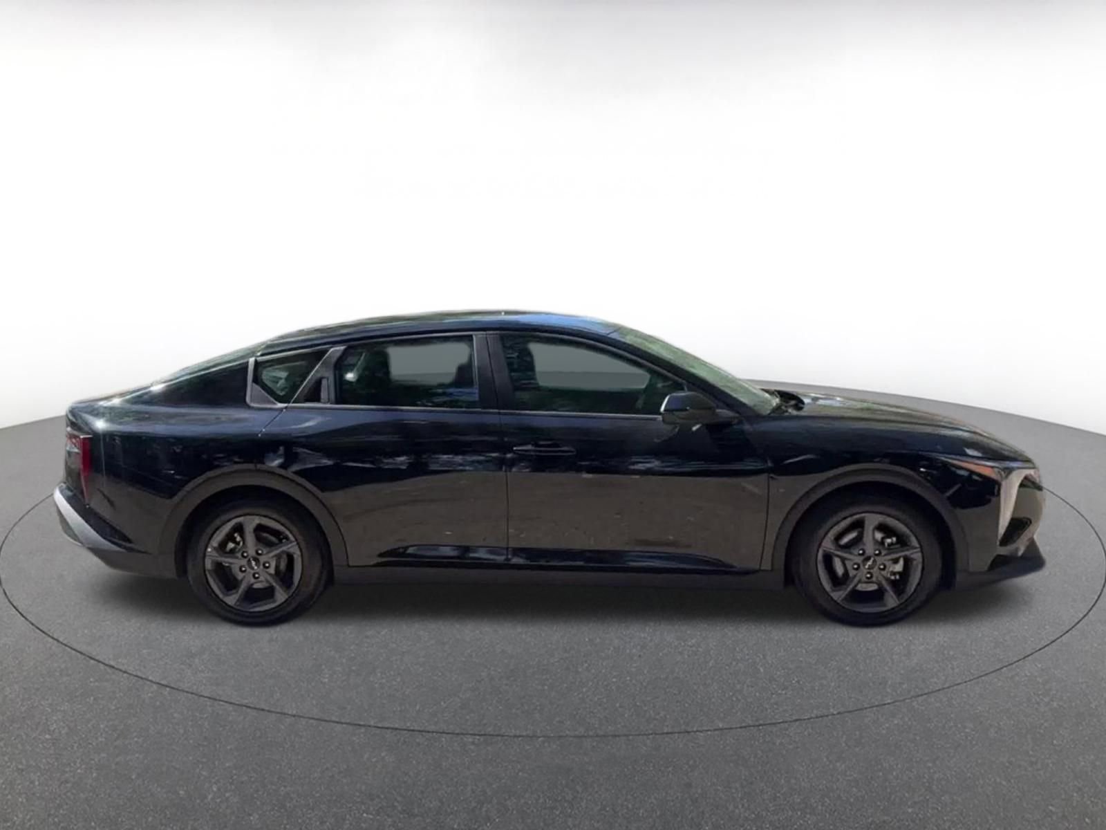 Thumbnail: 2025 Kia K4 - 17