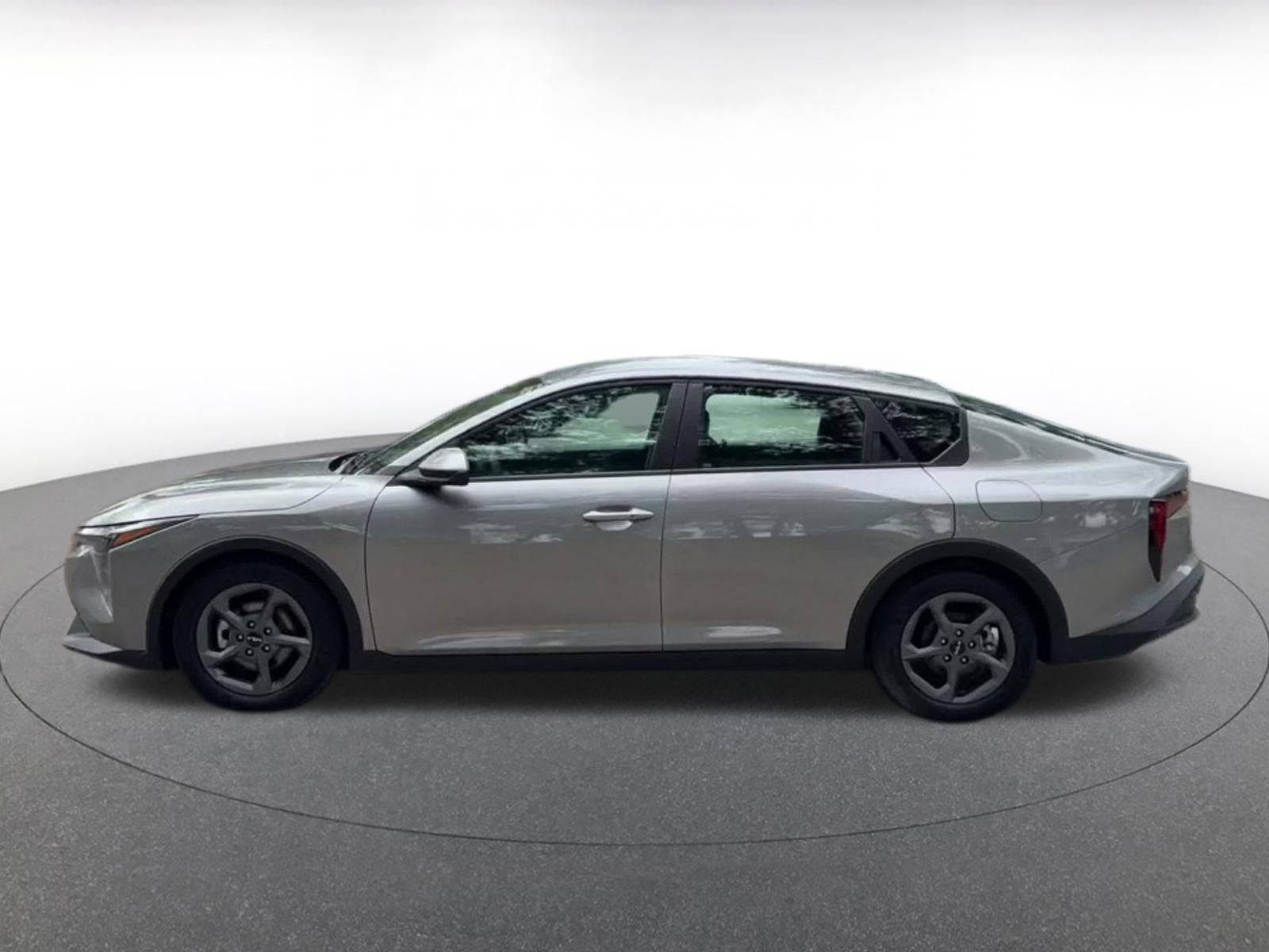 Thumbnail: 2025 Kia K4 - 9