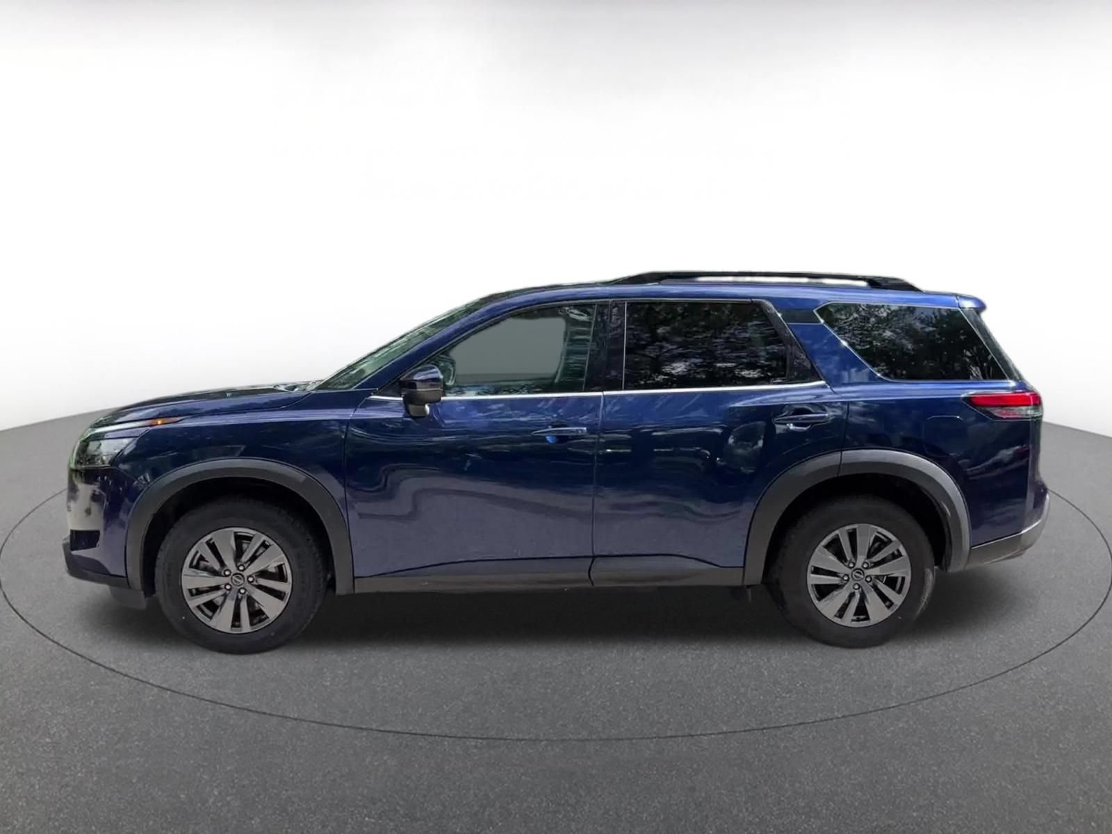 Thumbnail: 2025 Nissan Pathfinder - 9