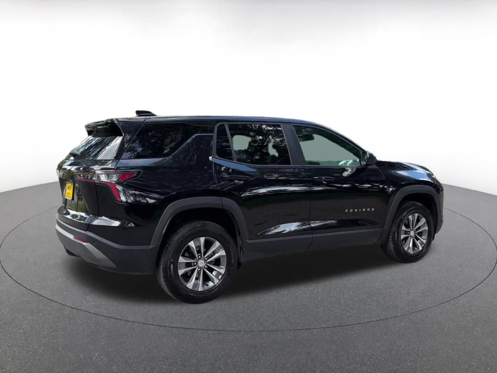Thumbnail: 2025 Chevrolet Equinox - 12
