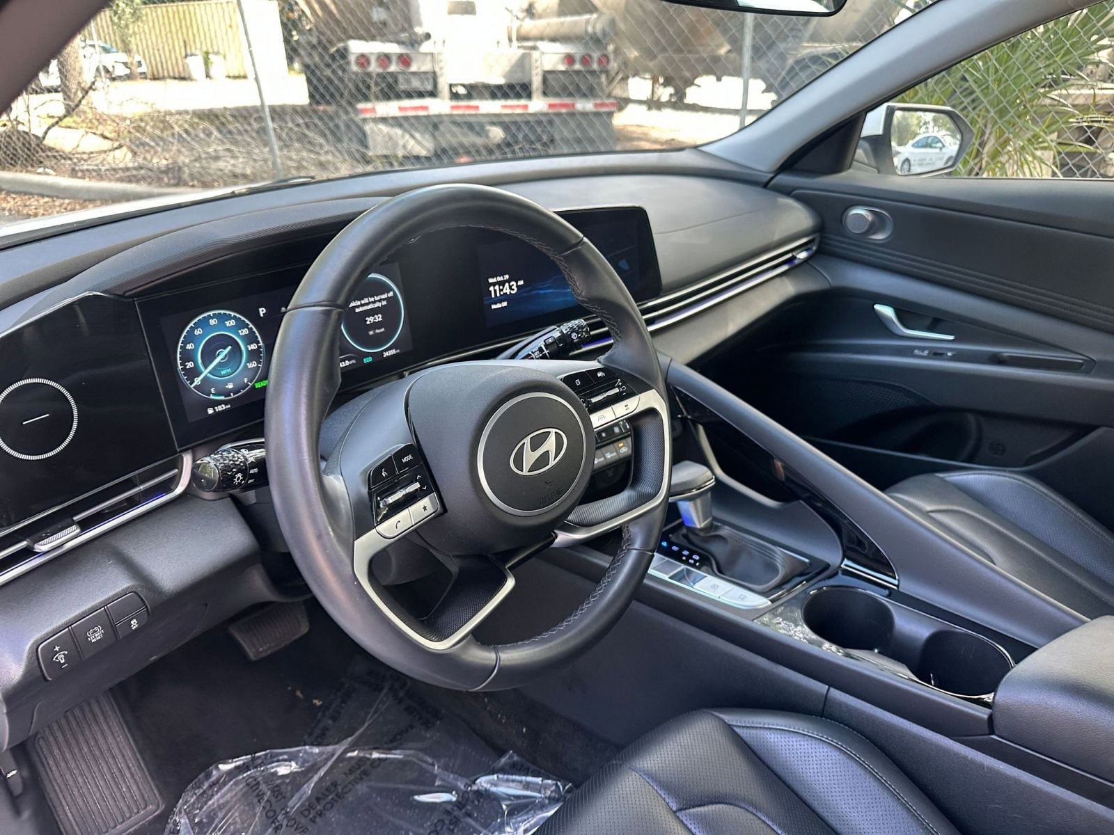 Thumbnail: 2025 Hyundai Elantra - 28