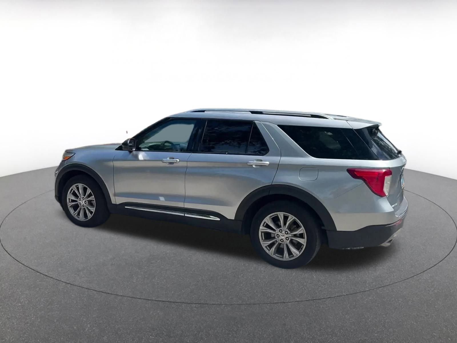 Thumbnail: 2024 Ford Explorer - 10
