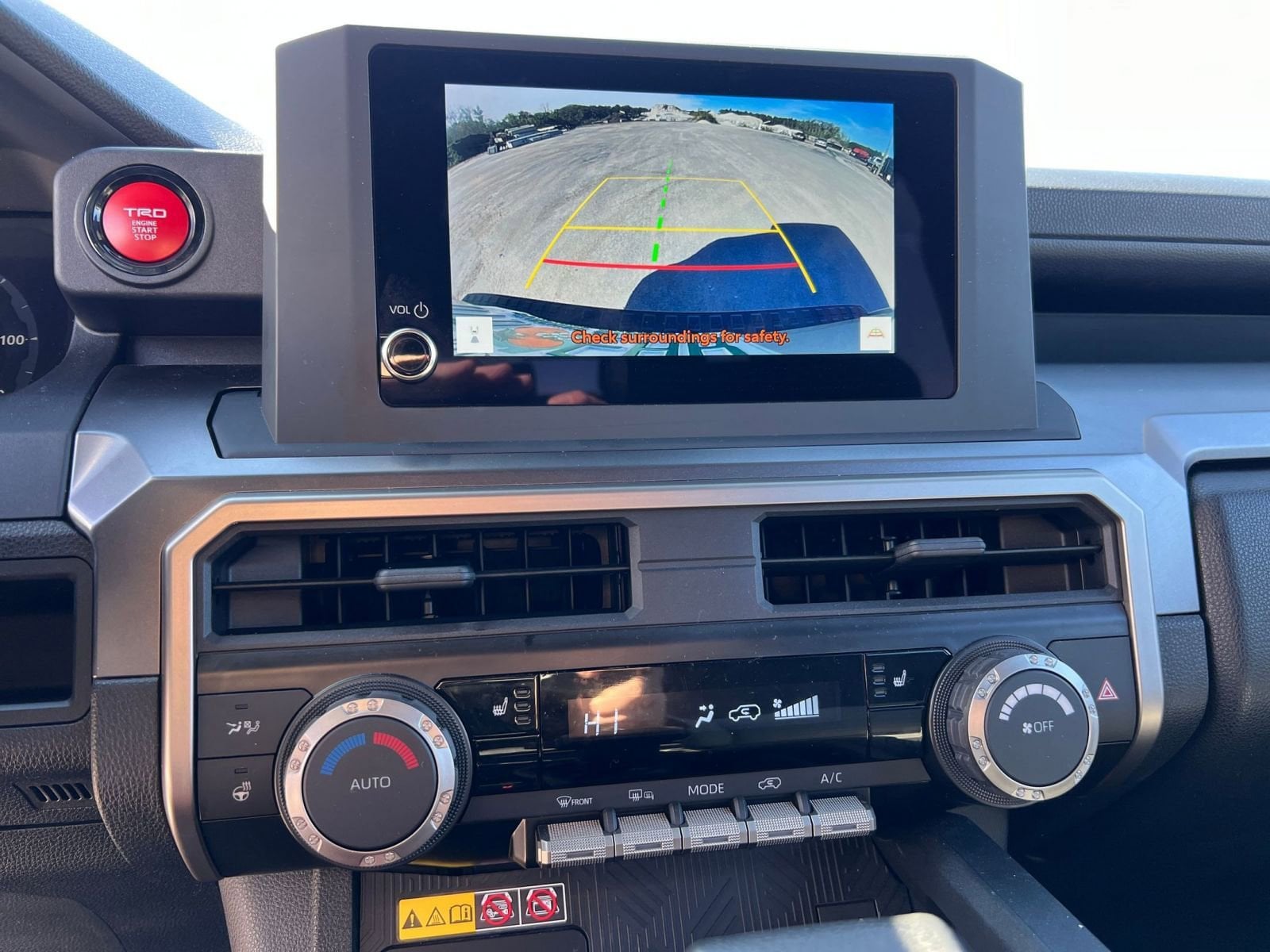 Thumbnail: 2025 Toyota 4Runner - 17