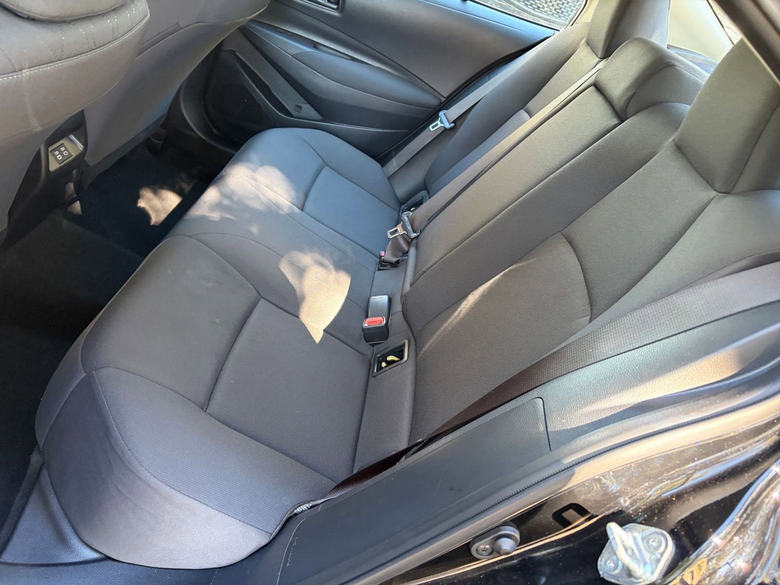 Thumbnail: 2025 Toyota Corolla - 33