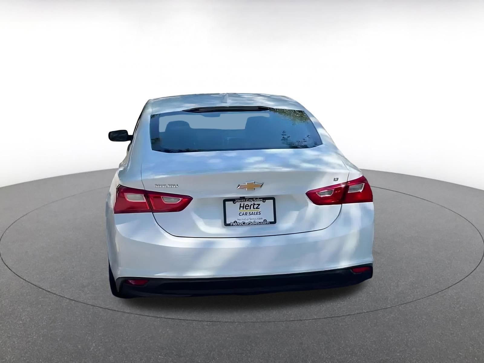 Thumbnail: 2023 Chevrolet Malibu - 12