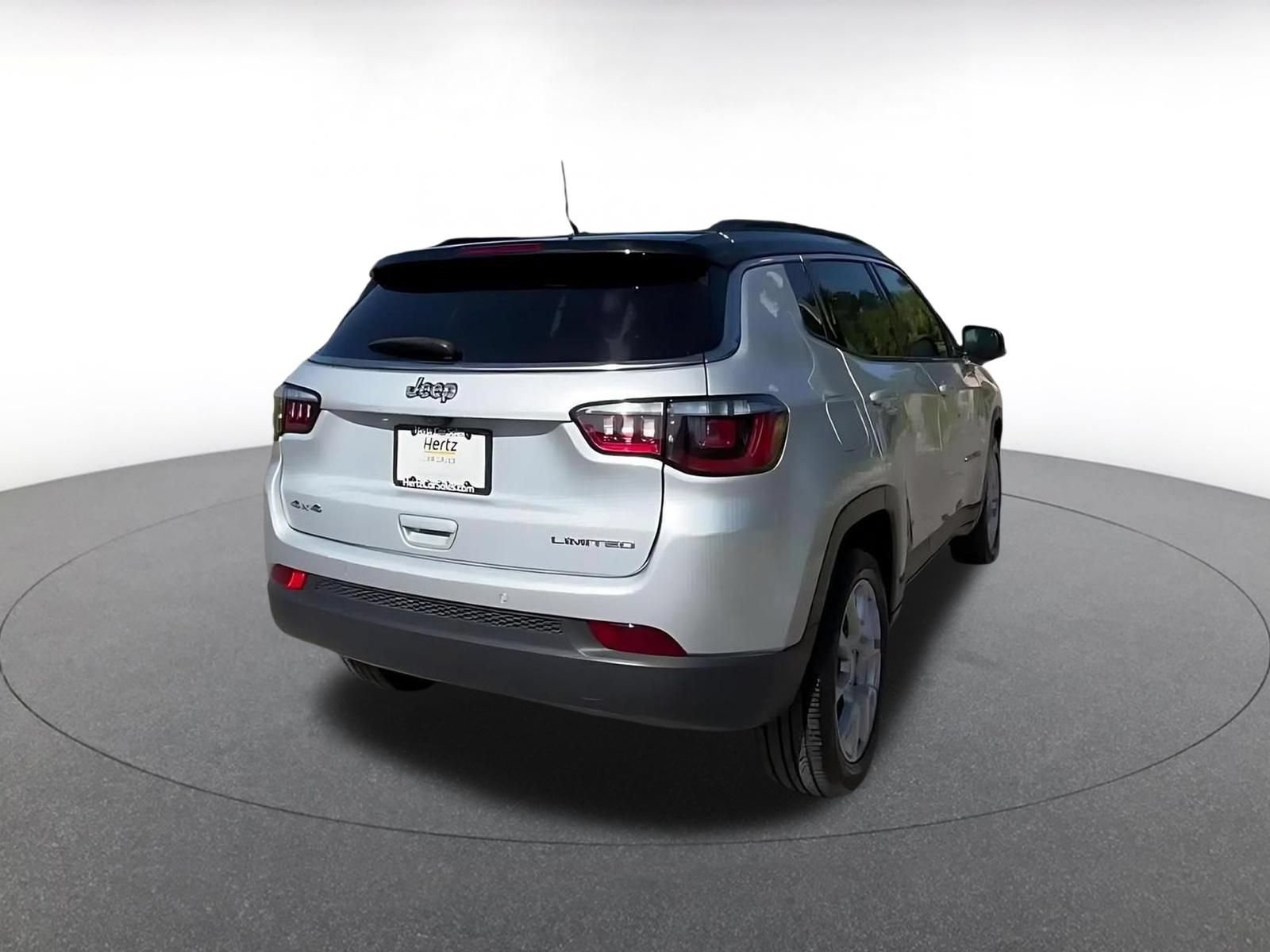 Thumbnail: 2025 Jeep Compass - 14