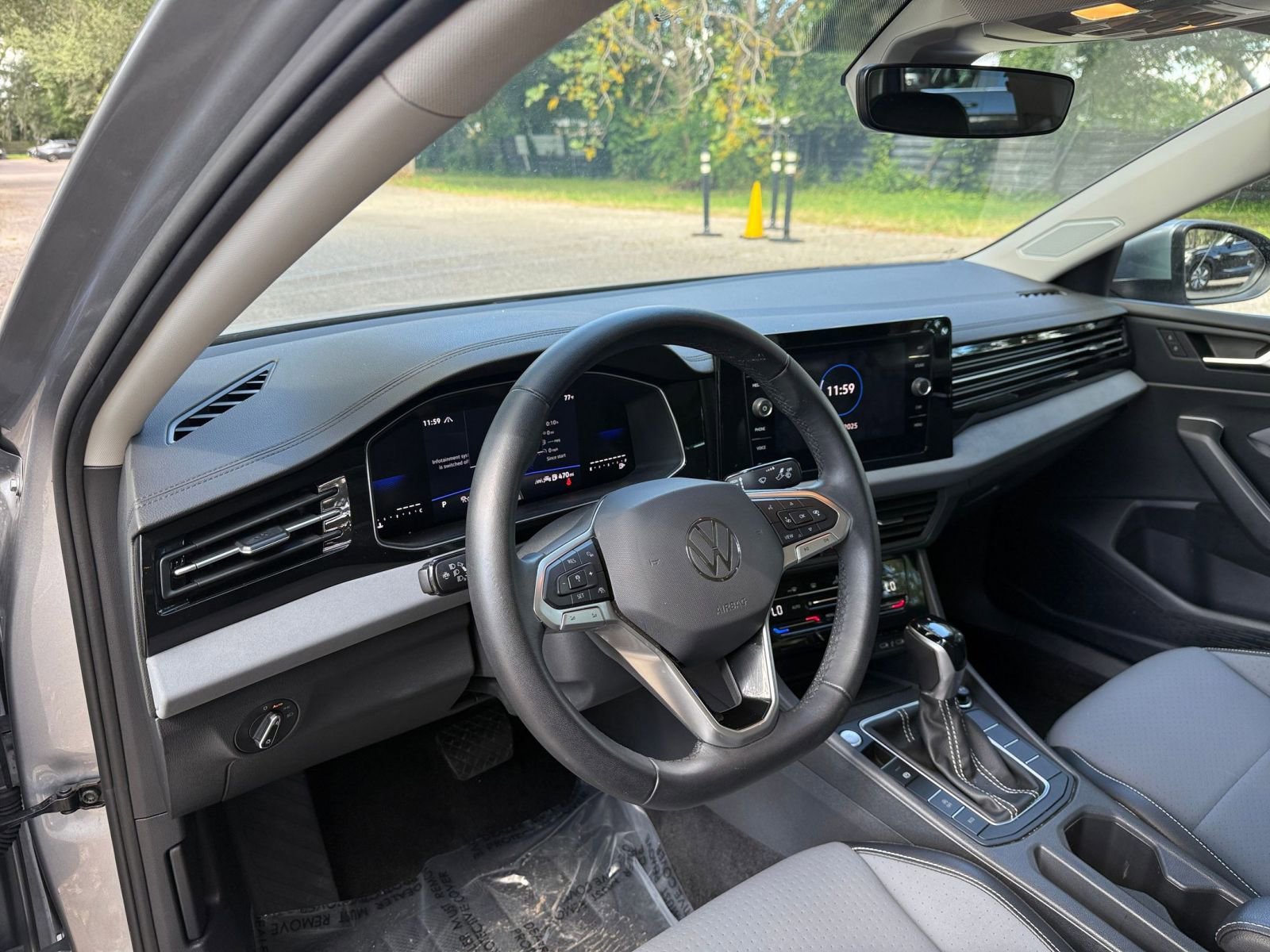 Thumbnail: 2025 Volkswagen Jetta - 28