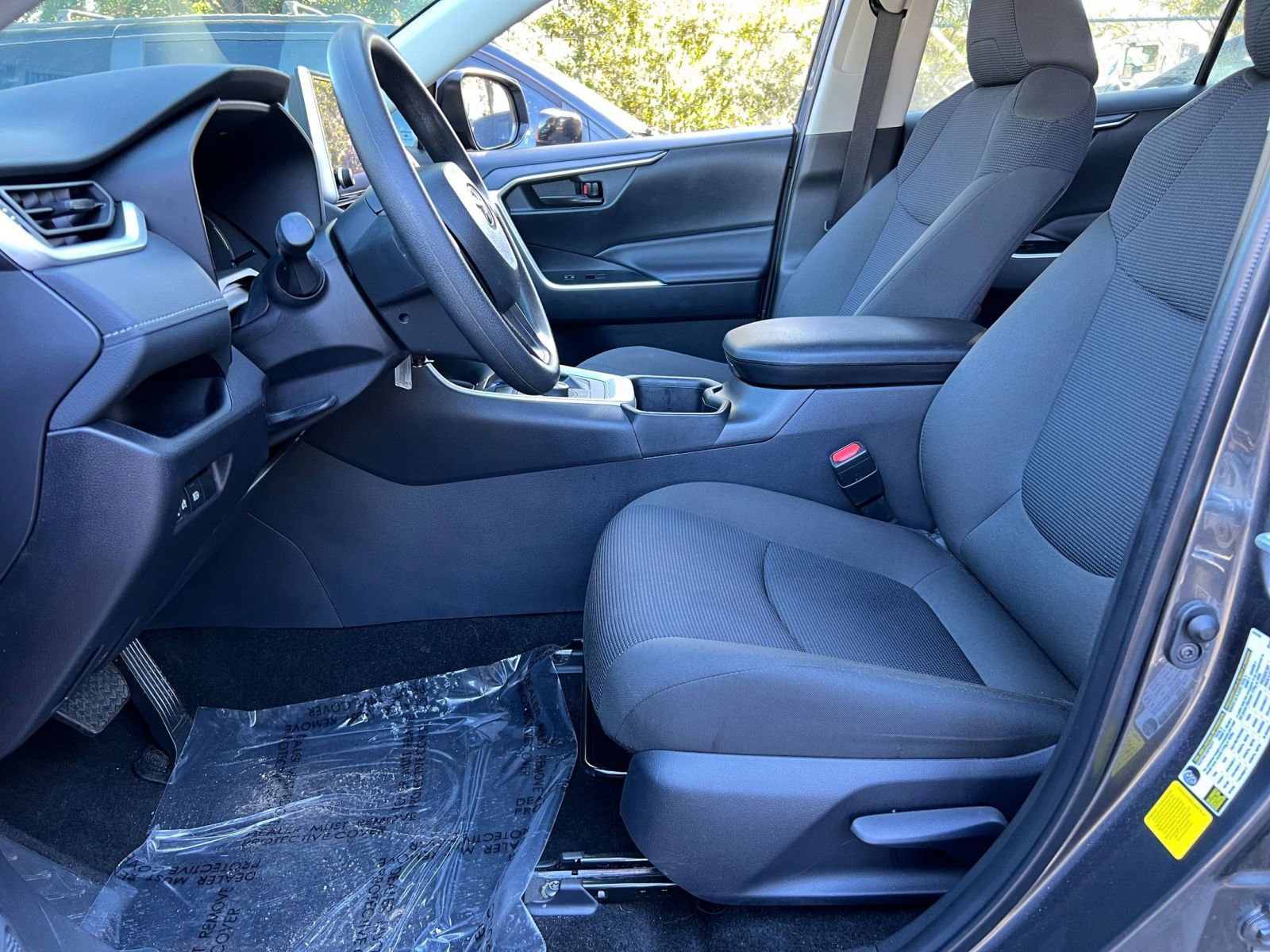 Thumbnail: 2025 Toyota RAV4 - 21