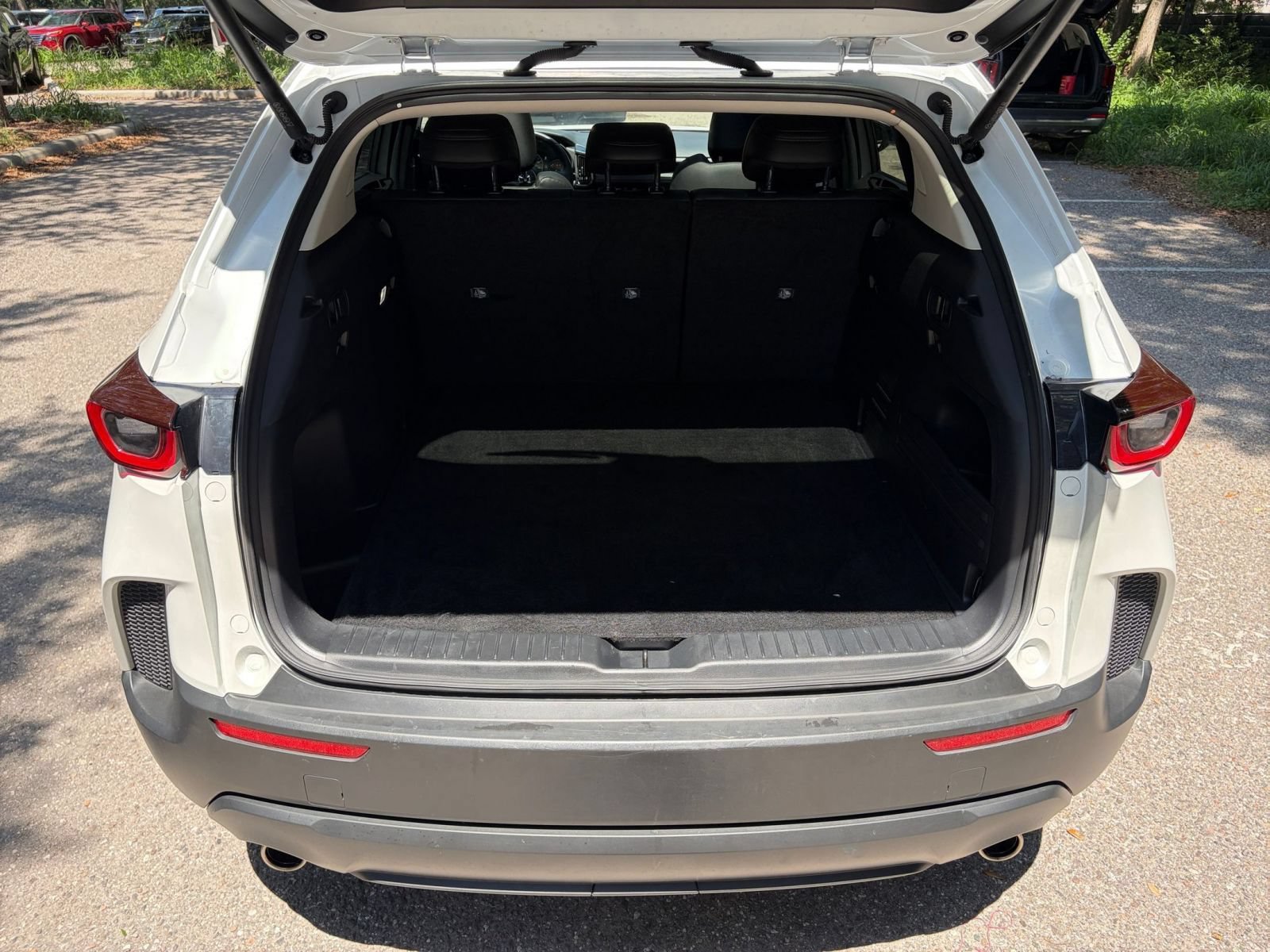 Thumbnail: 2025 Mazda CX-50 - 33