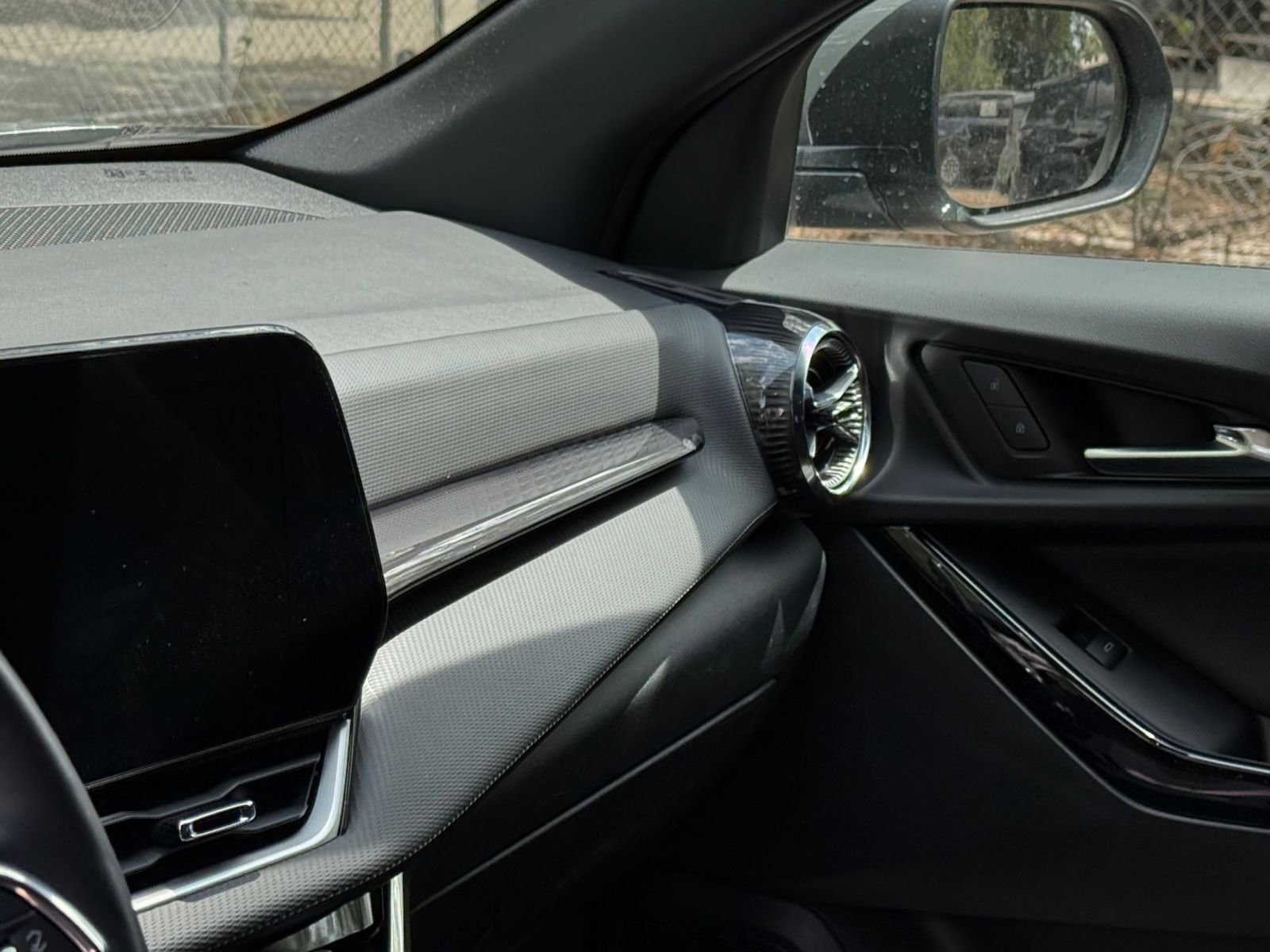 Thumbnail: 2025 Chevrolet Equinox - 33