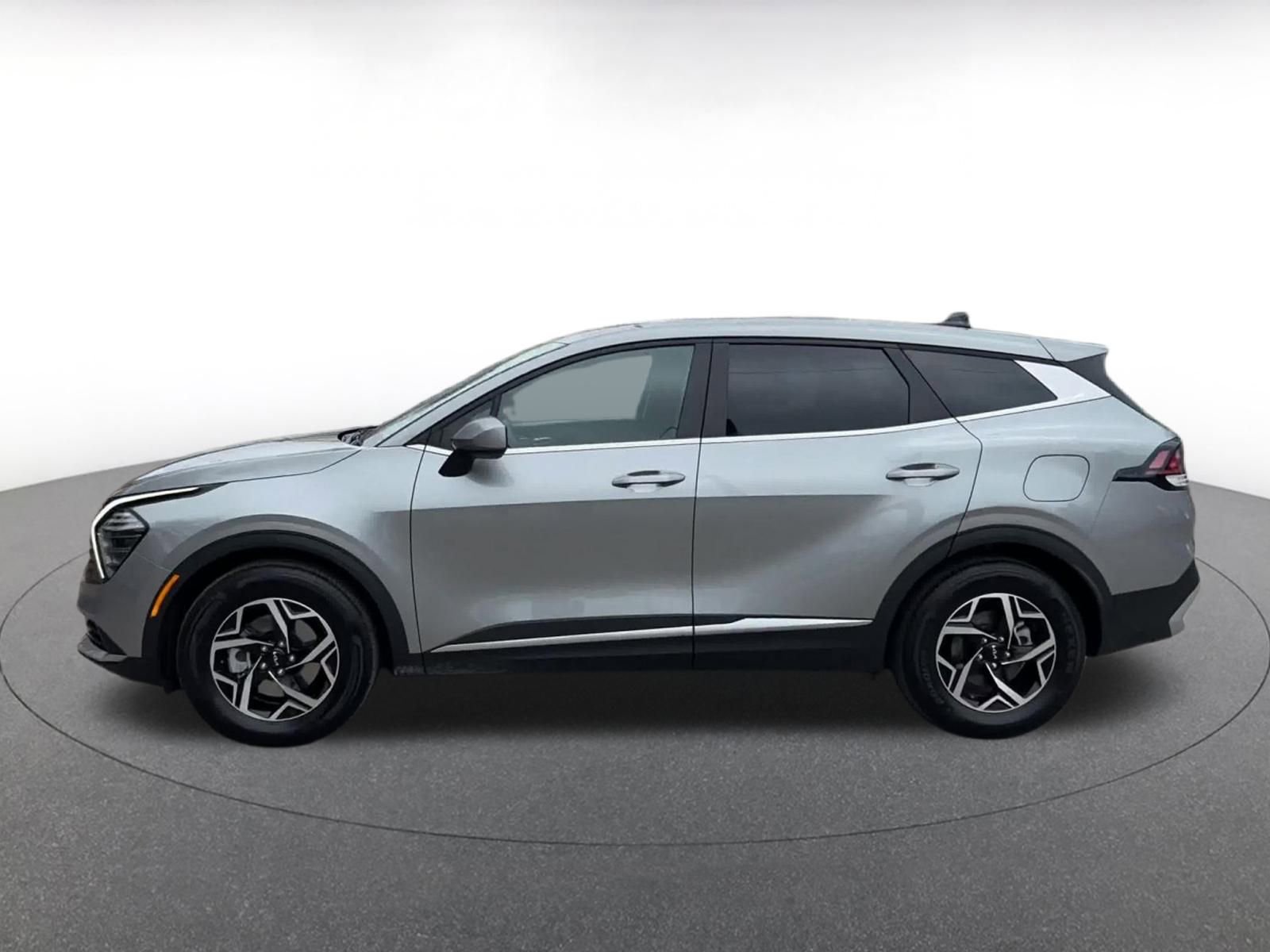 Thumbnail: 2025 Kia Sportage - 9