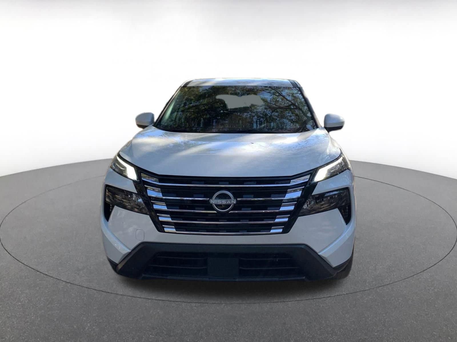 Thumbnail: 2025 Nissan Rogue - 2