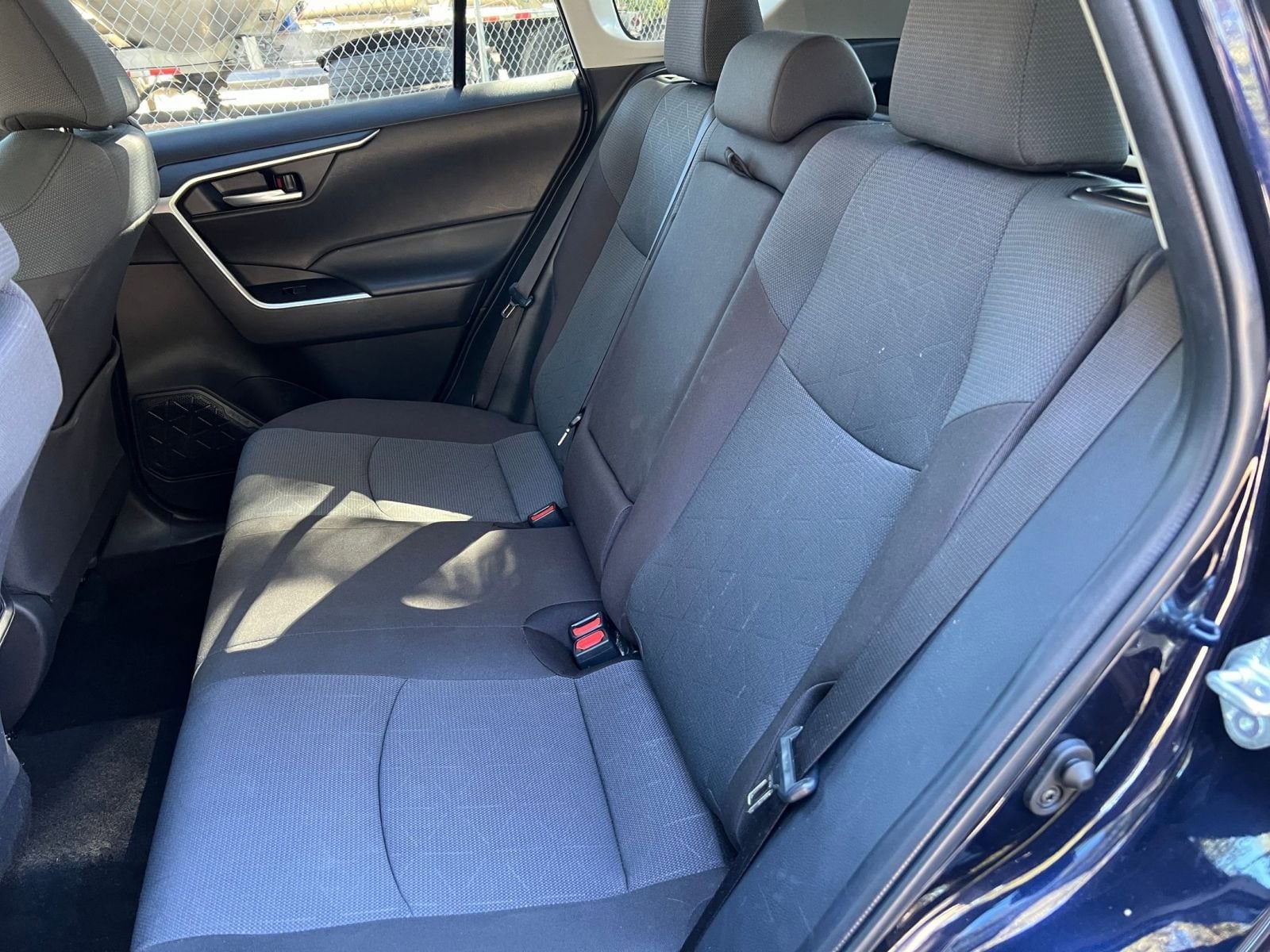 Thumbnail: 2025 Toyota RAV4 - 32