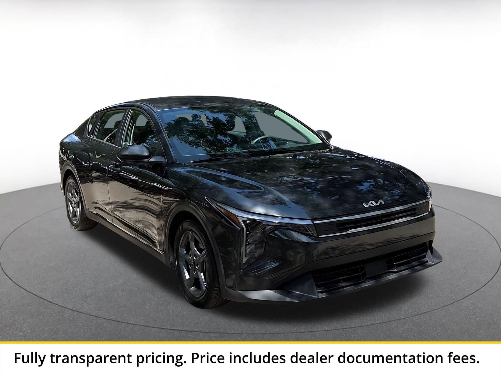Thumbnail: 2025 Kia K4 - 1