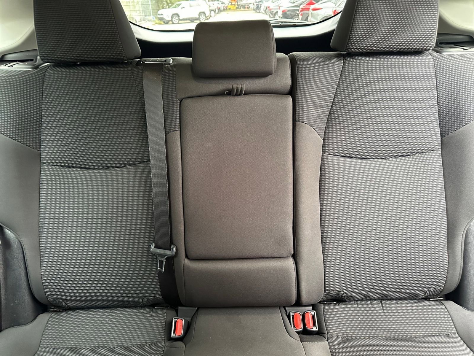 Thumbnail: 2025 Toyota RAV4 - 32