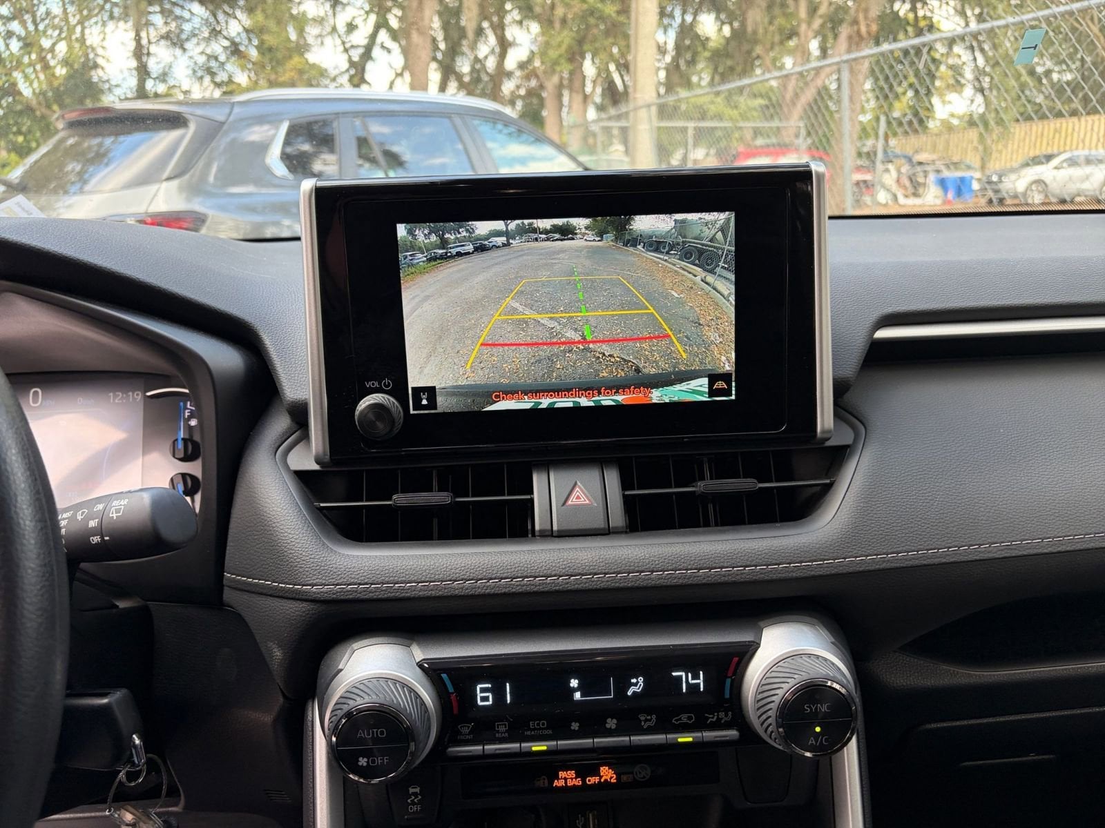 Thumbnail: 2025 Toyota RAV4 - 17