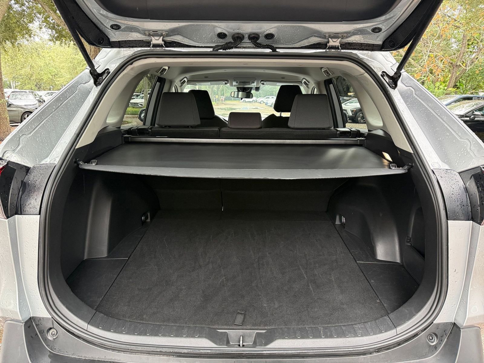 Thumbnail: 2025 Toyota RAV4 - 24