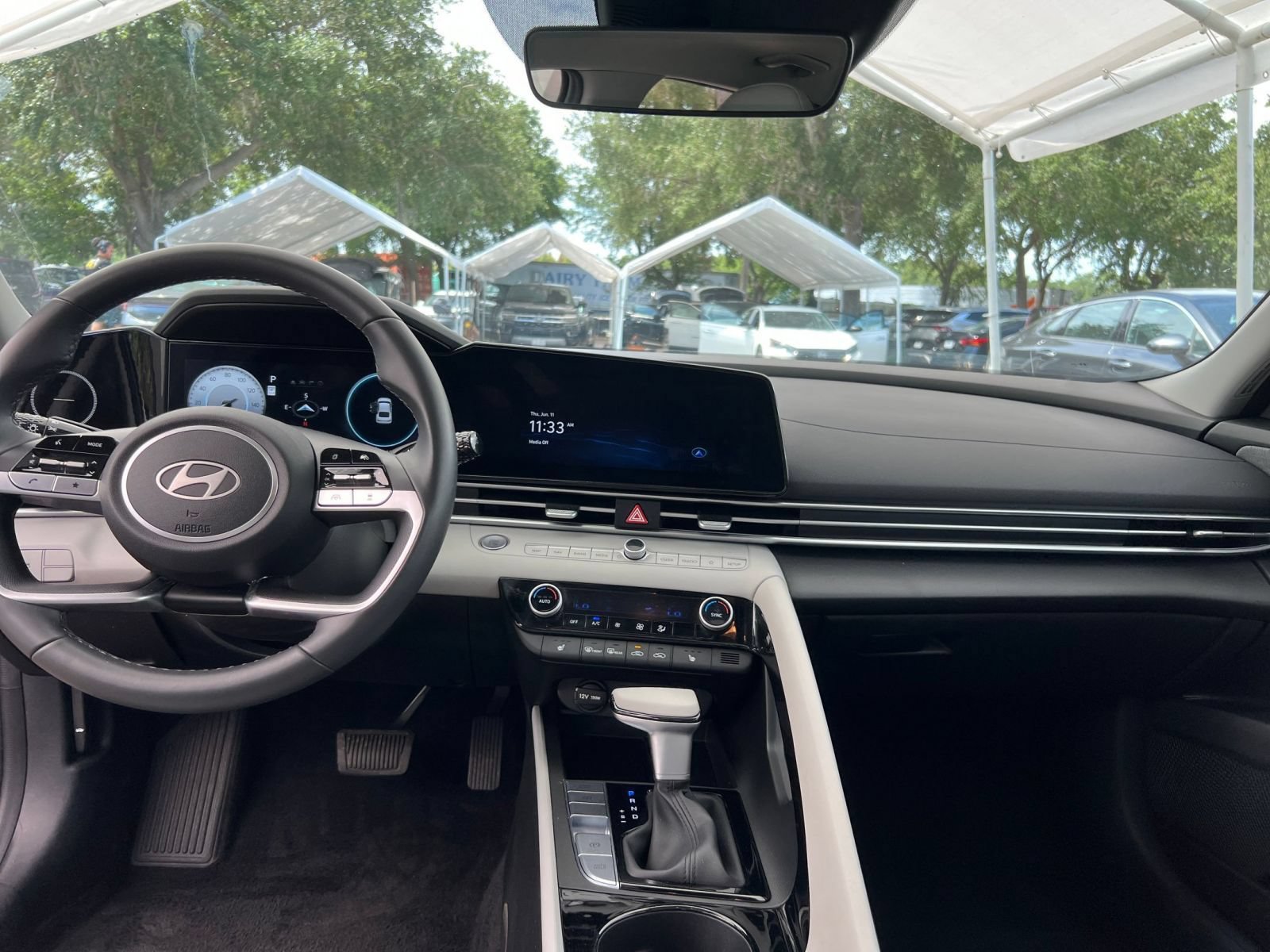 Thumbnail: 2025 Hyundai Elantra - 35