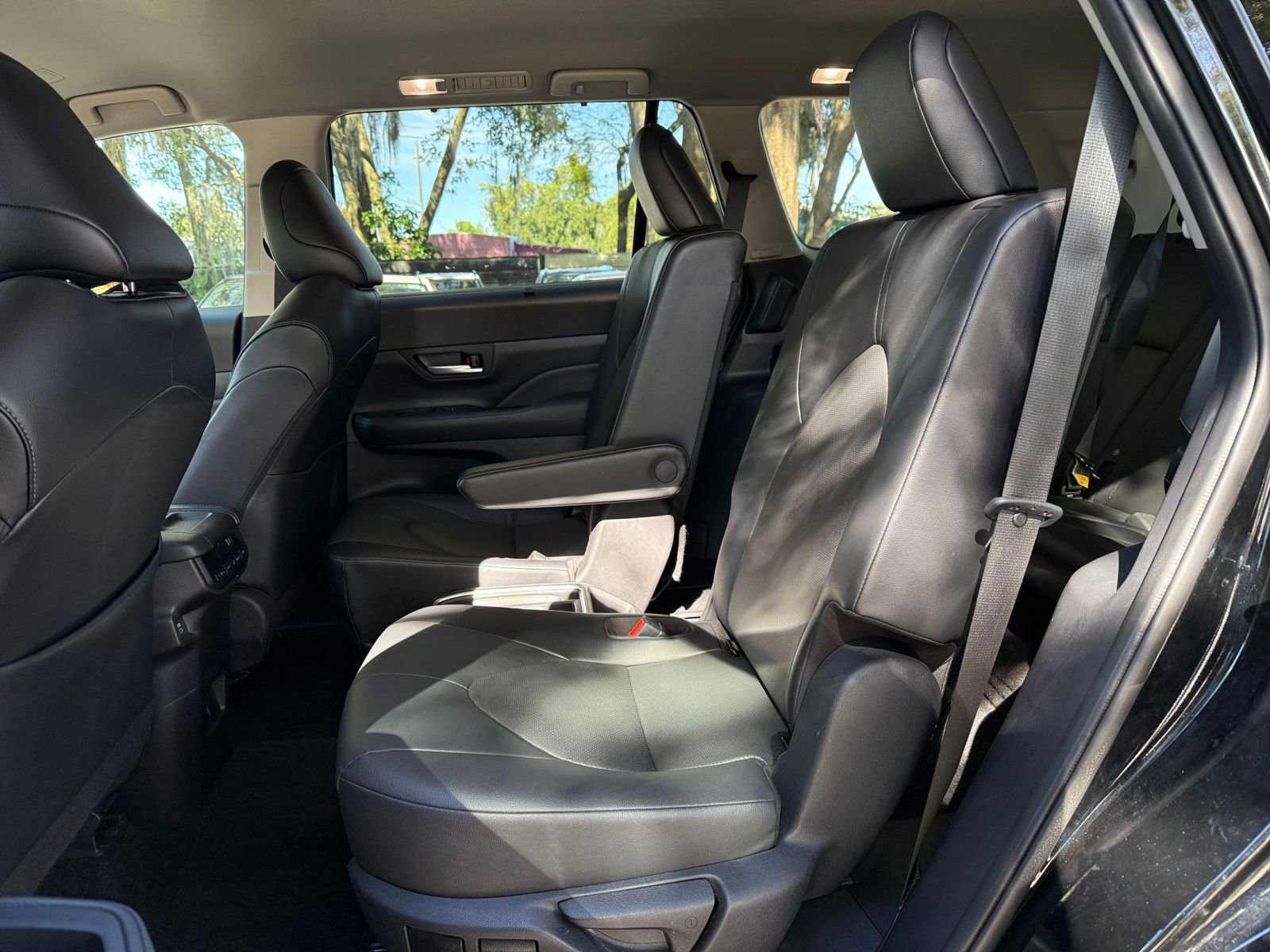 Thumbnail: 2025 Toyota Grand Highlander - 33