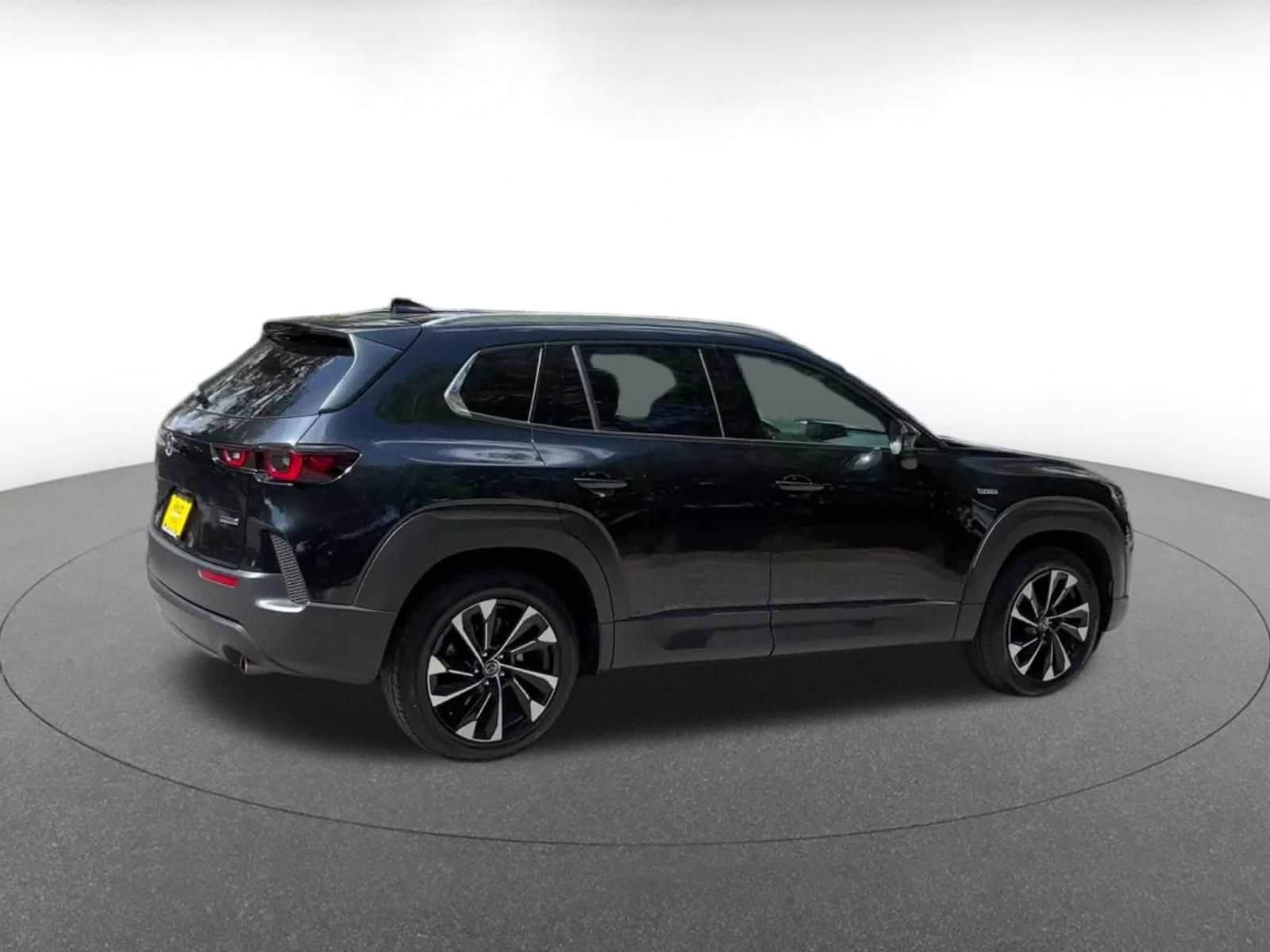 Thumbnail: 2025 Mazda CX-50 - 15