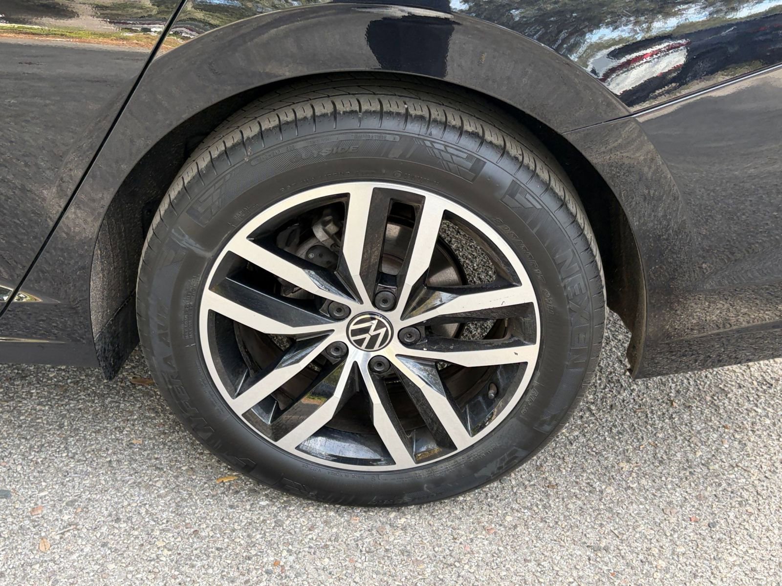 Thumbnail: 2025 Volkswagen Jetta - 27