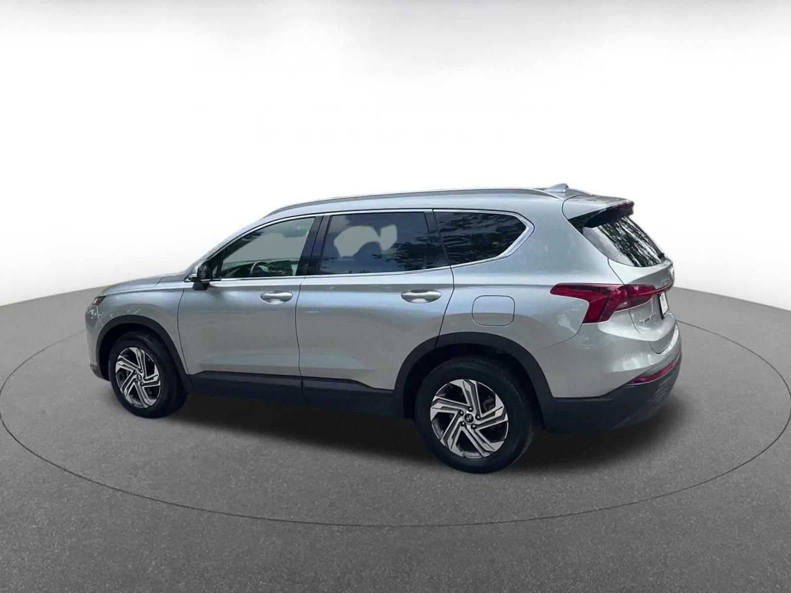 Thumbnail: 2023 Hyundai Santa Fe - 10