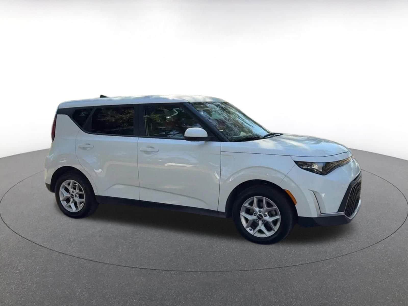 Thumbnail: 2025 Kia Soul - 2