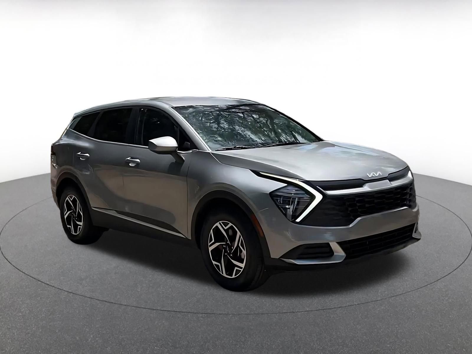 Thumbnail: 2025 Kia Sportage - 3
