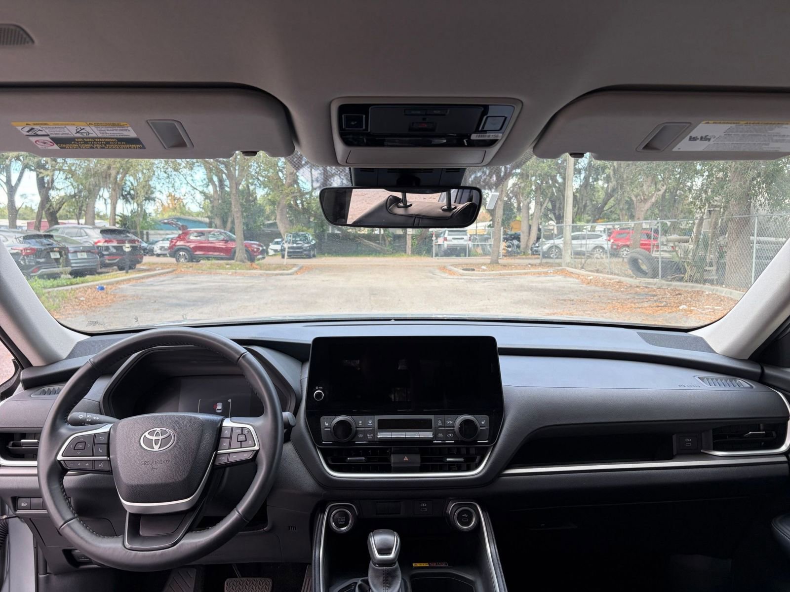 Thumbnail: 2025 Toyota Grand Highlander - 28