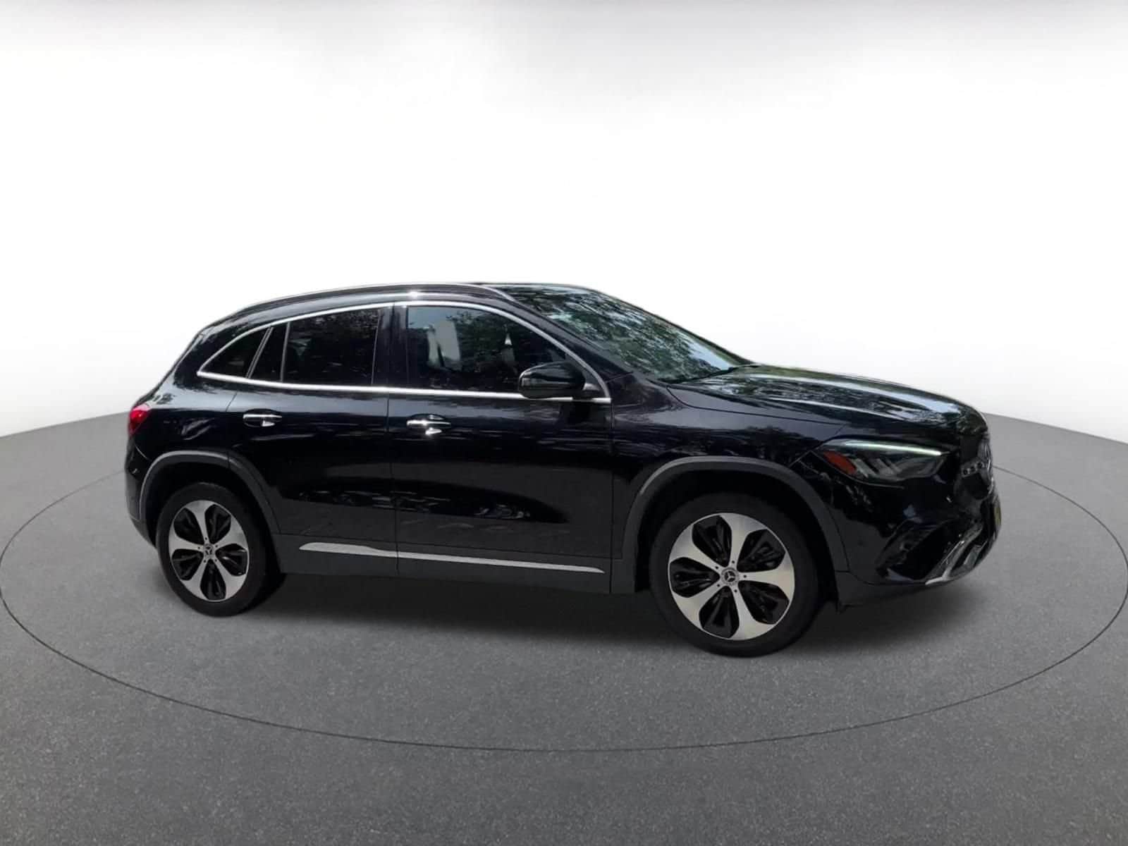 Thumbnail: 2025 Mercedes-Benz GLA - 2