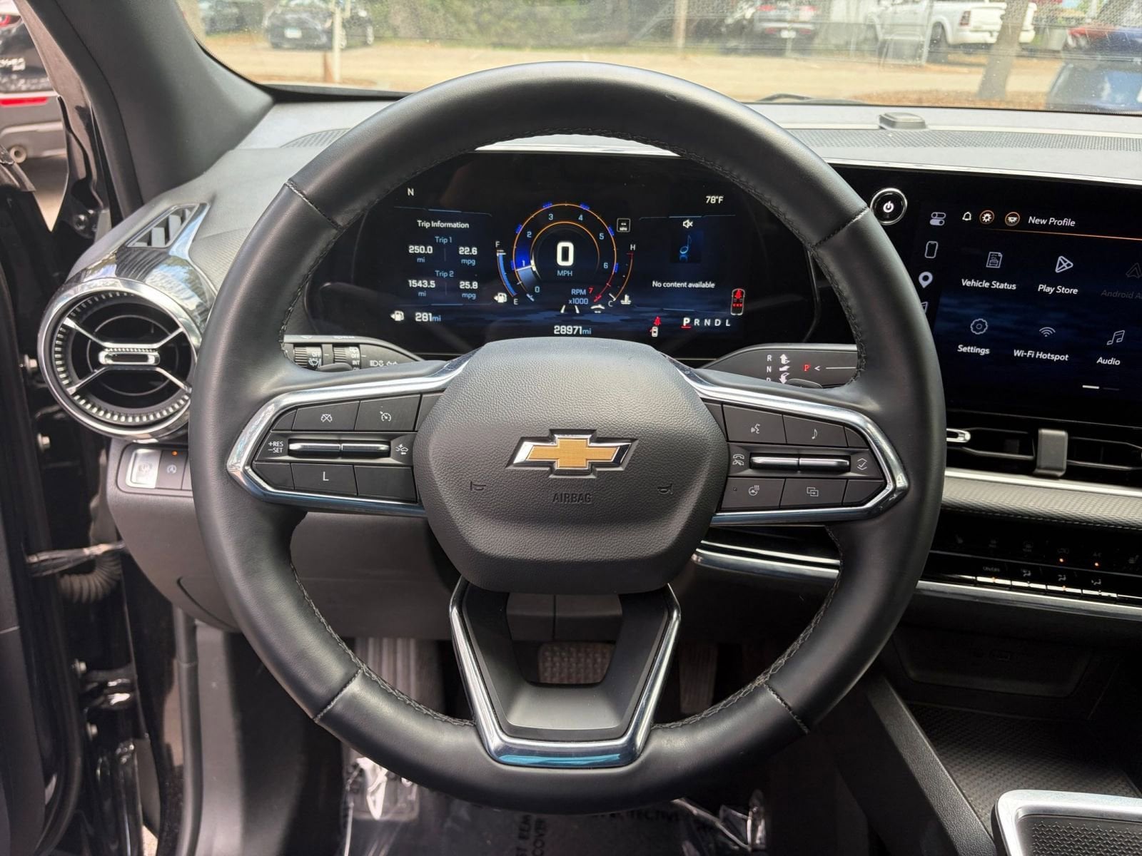 Thumbnail: 2025 Chevrolet Equinox - 27
