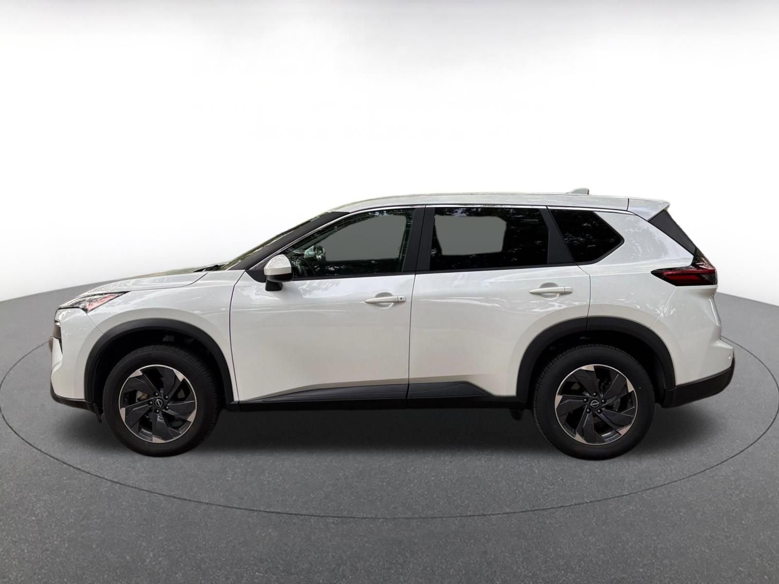 Thumbnail: 2025 Nissan Rogue - 4