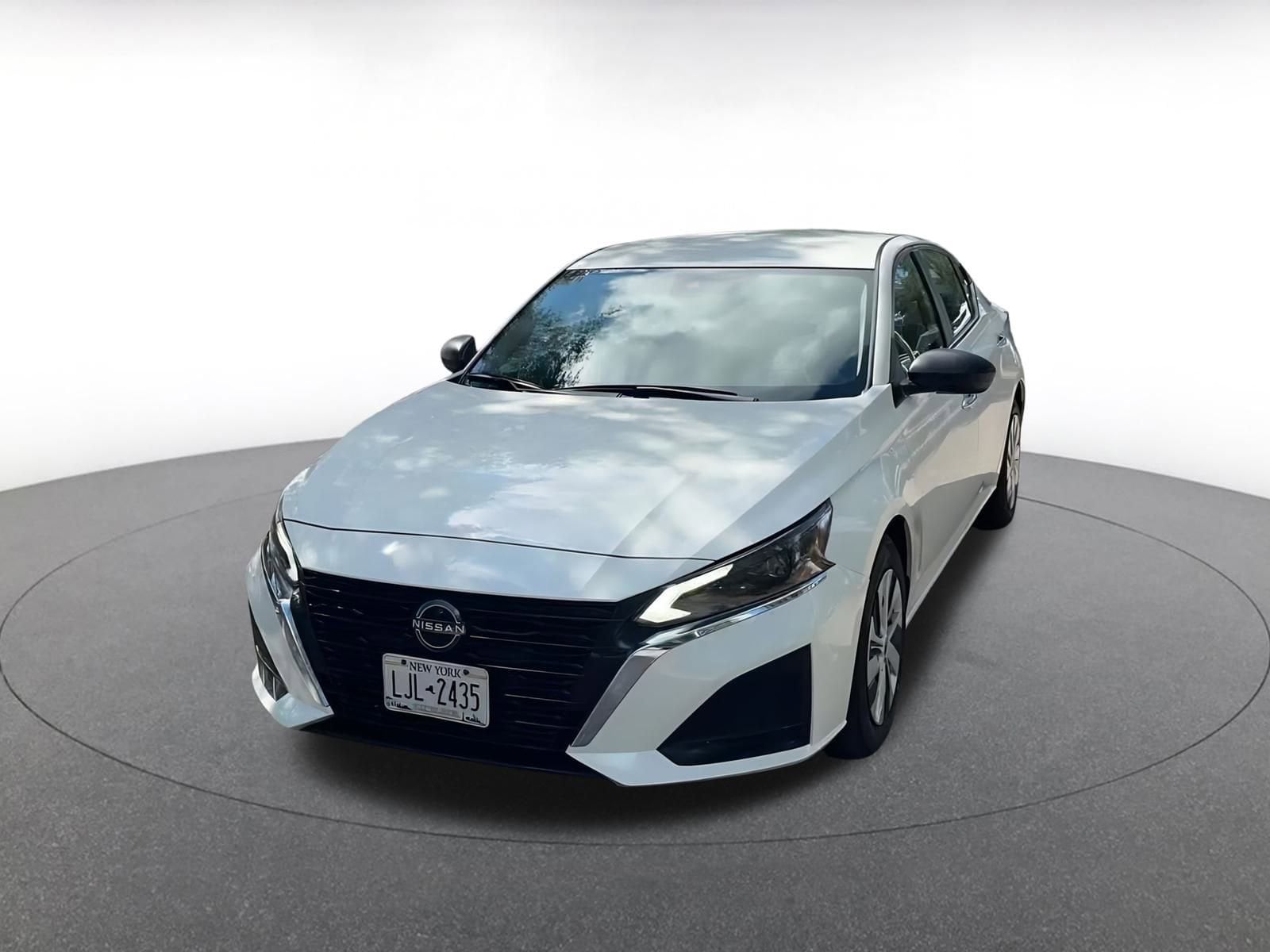 Thumbnail: 2024 Nissan Altima - 7